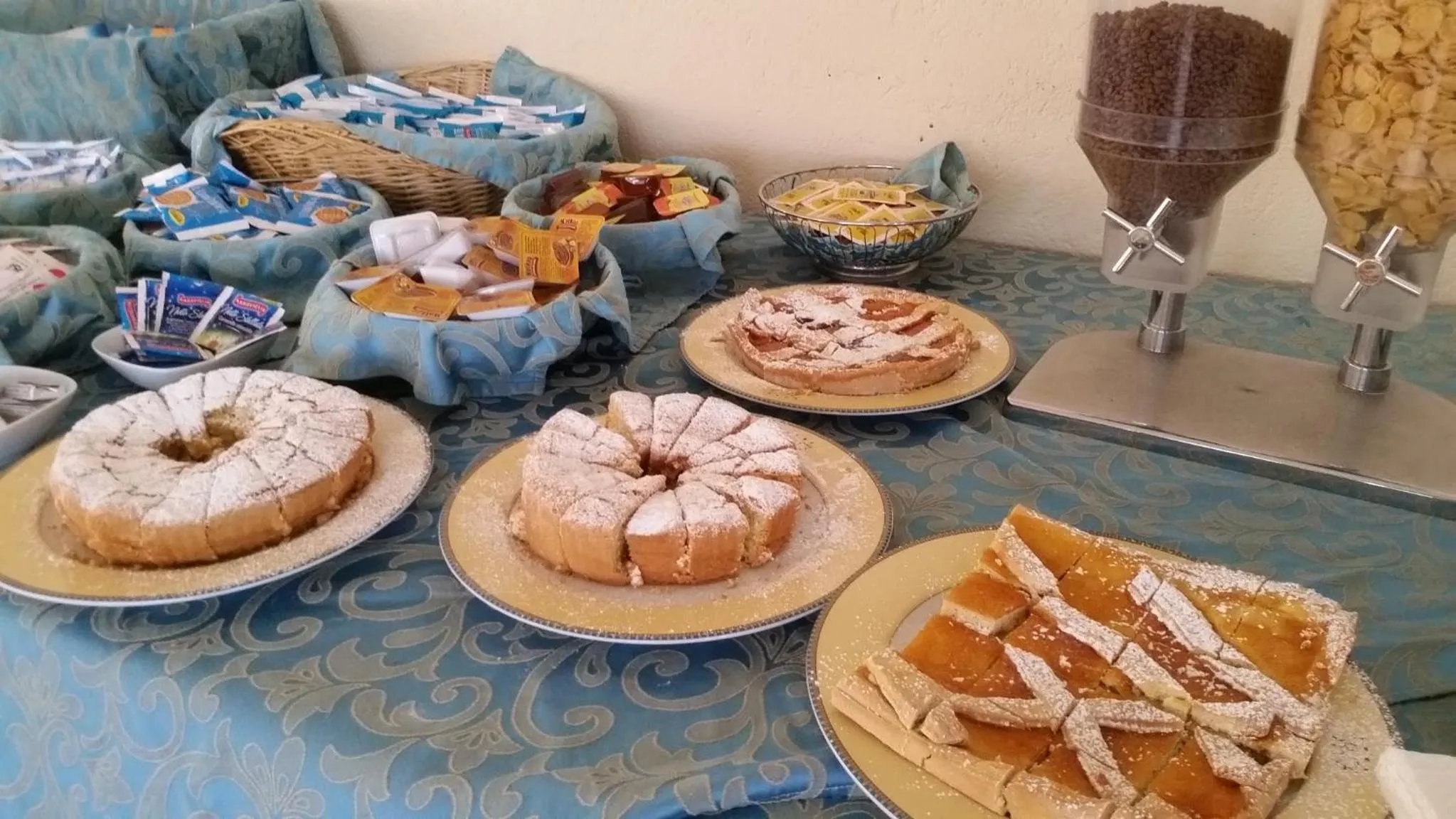 Breakfast in Hotel Felix