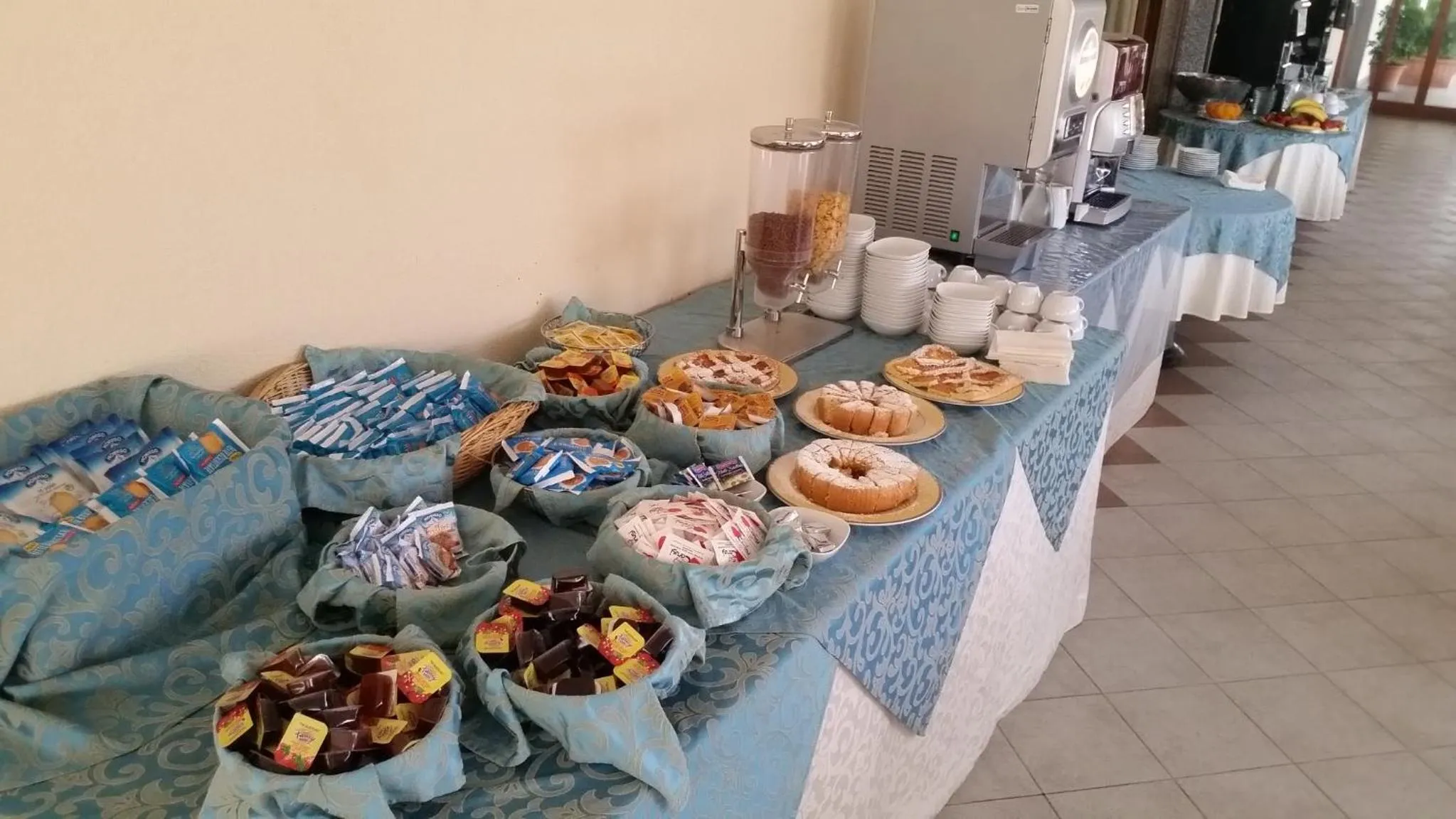 Breakfast in Hotel Felix