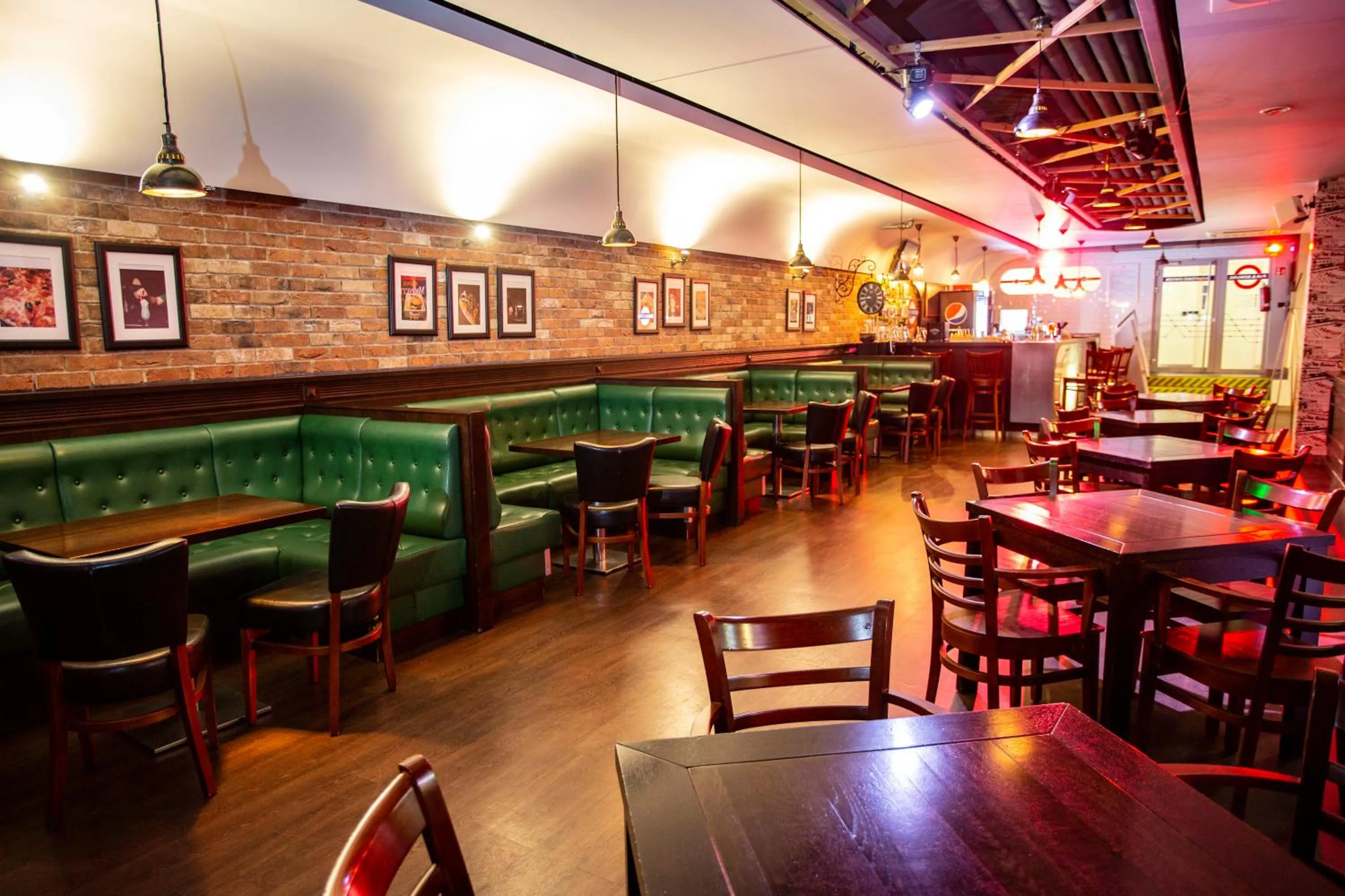 Restaurant/places to eat in Hotel Bażantowo Sport