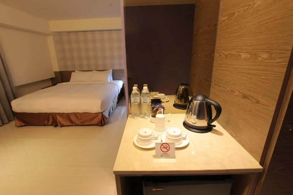 Photo of the whole room, Bed in Nest Hotel