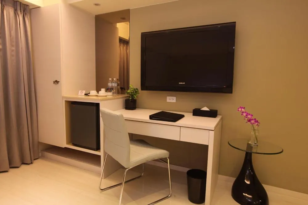 TV and multimedia in Nest Hotel