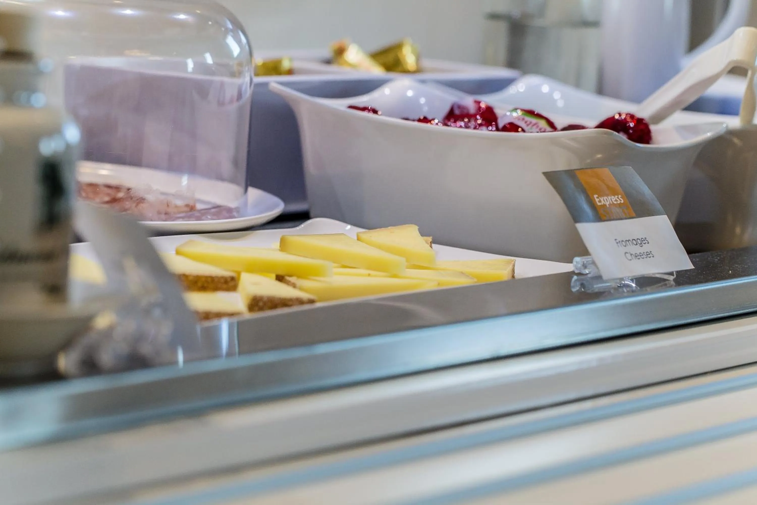 Breakfast in Holiday Inn Express Dijon by IHG