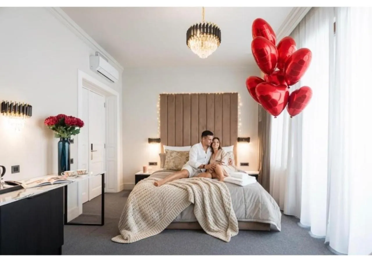 Bedroom, Bed in HIGHLINE DOWNTOWN ApartHotel OLDTOWN UNIRII SQUARE