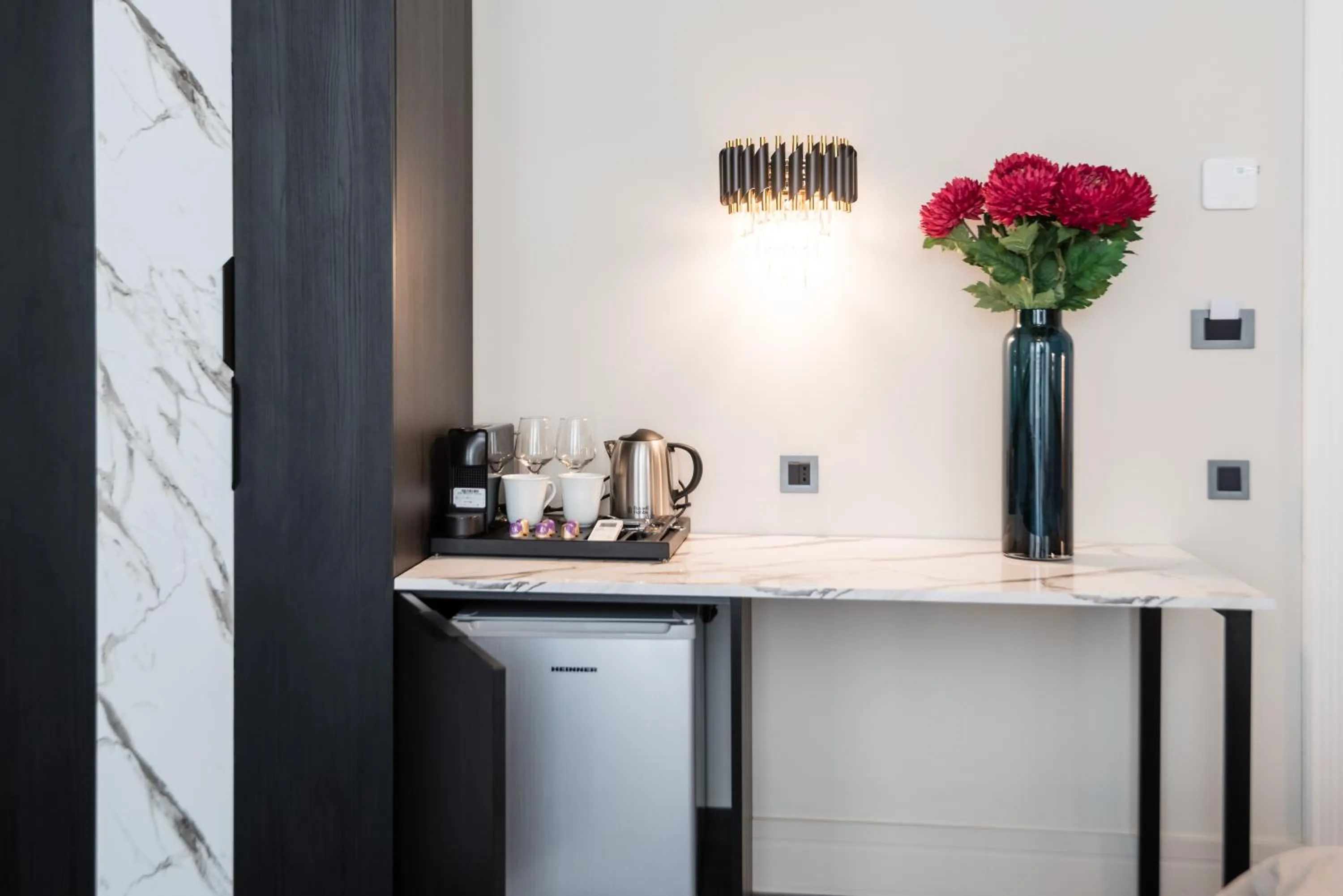 Coffee/tea facilities in HIGHLINE DOWNTOWN ApartHotel OLDTOWN UNIRII SQUARE