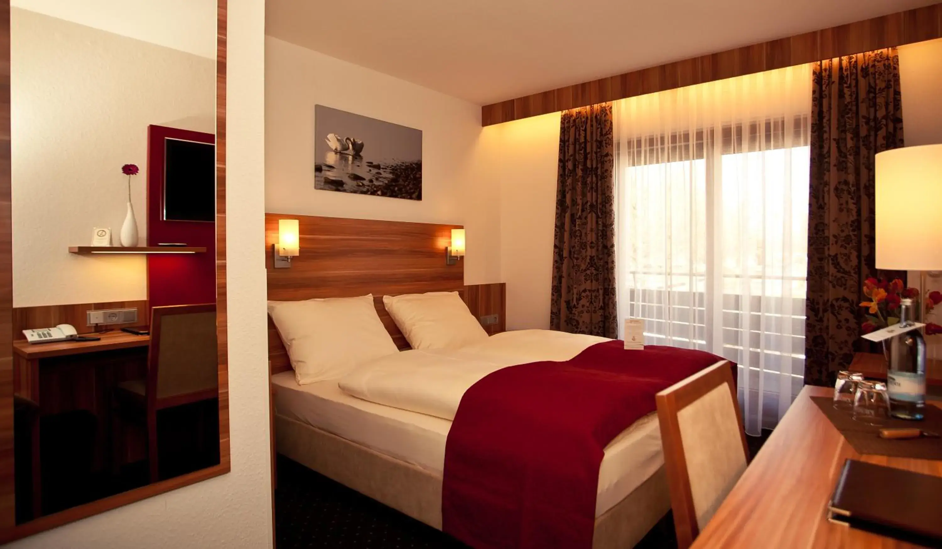 Classic Double Room in Hotel Knaus am Hafen Classic Double Room in Hotel Knaus am Hafen