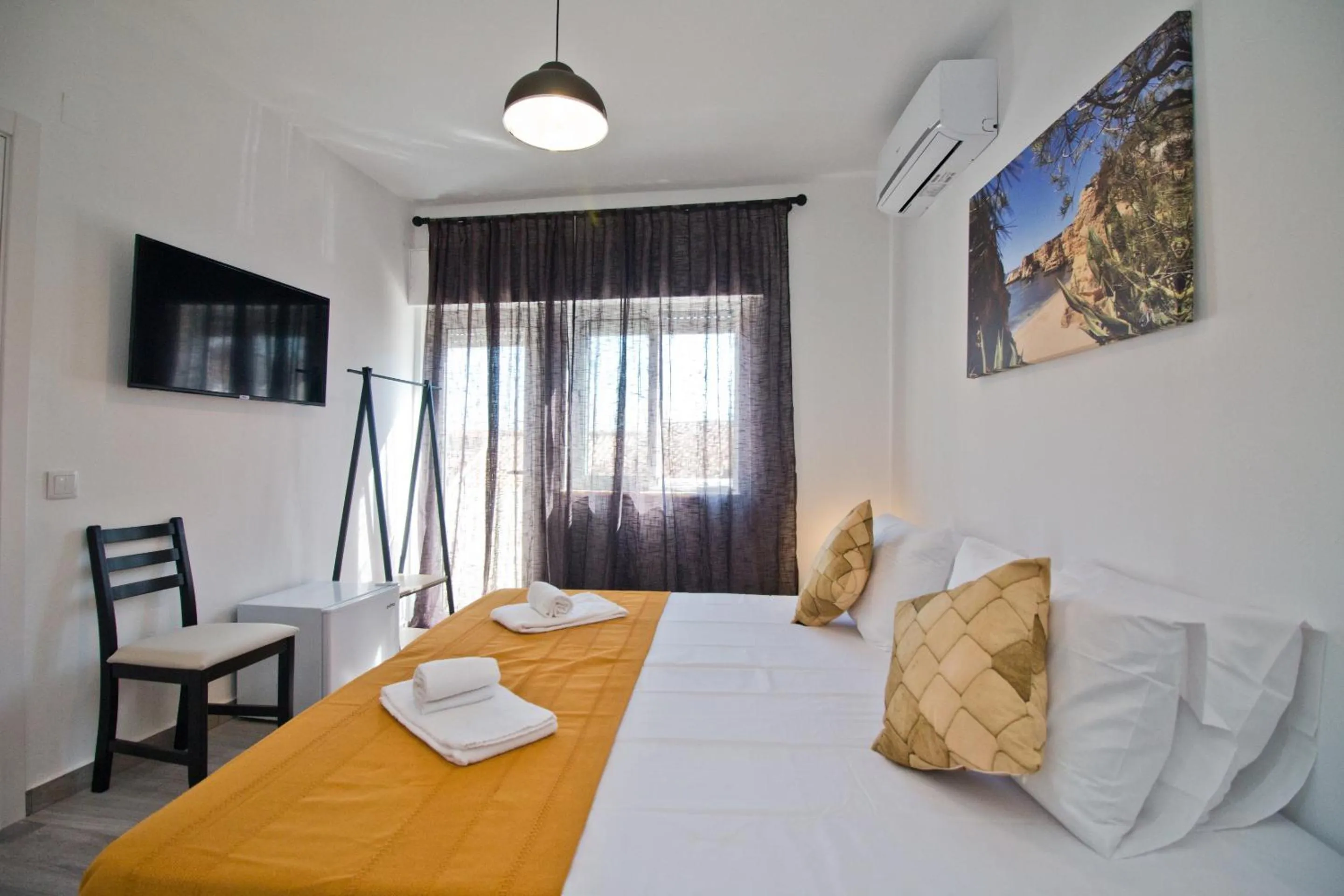 Bedroom, Bed in New Village Guest House