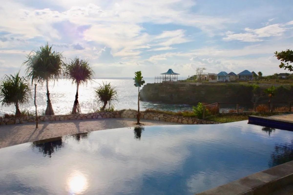 Dodol Lembongan Cliff Sunset