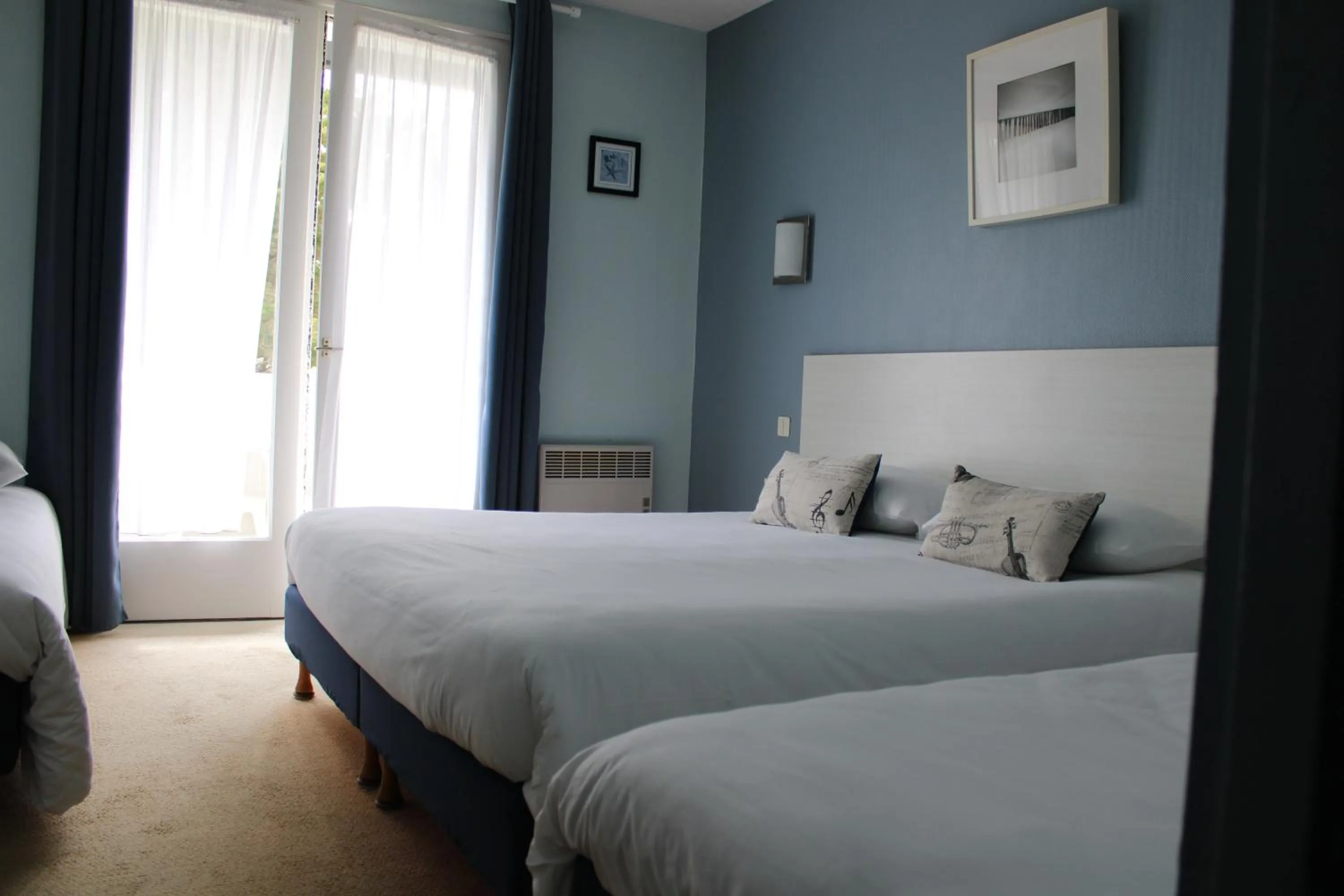 Bed in Hôtel des Dunes Noirmoutier