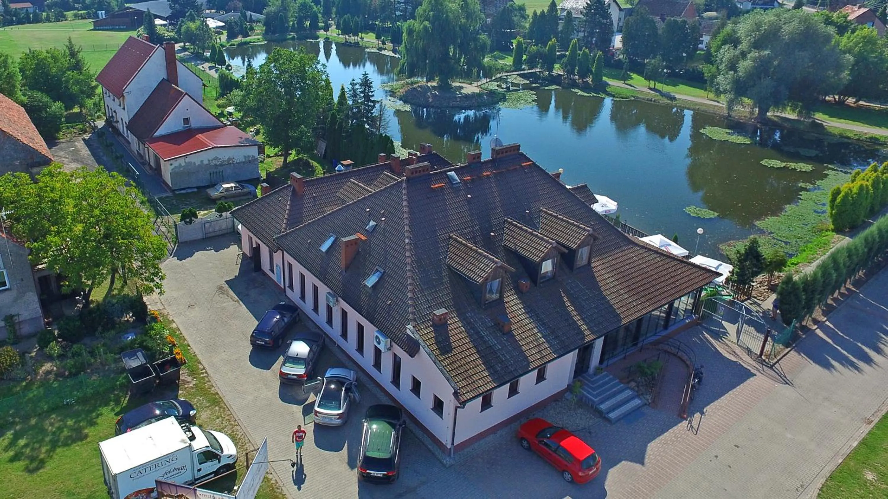 Restaurant/places to eat in Hotel Nad Stawem