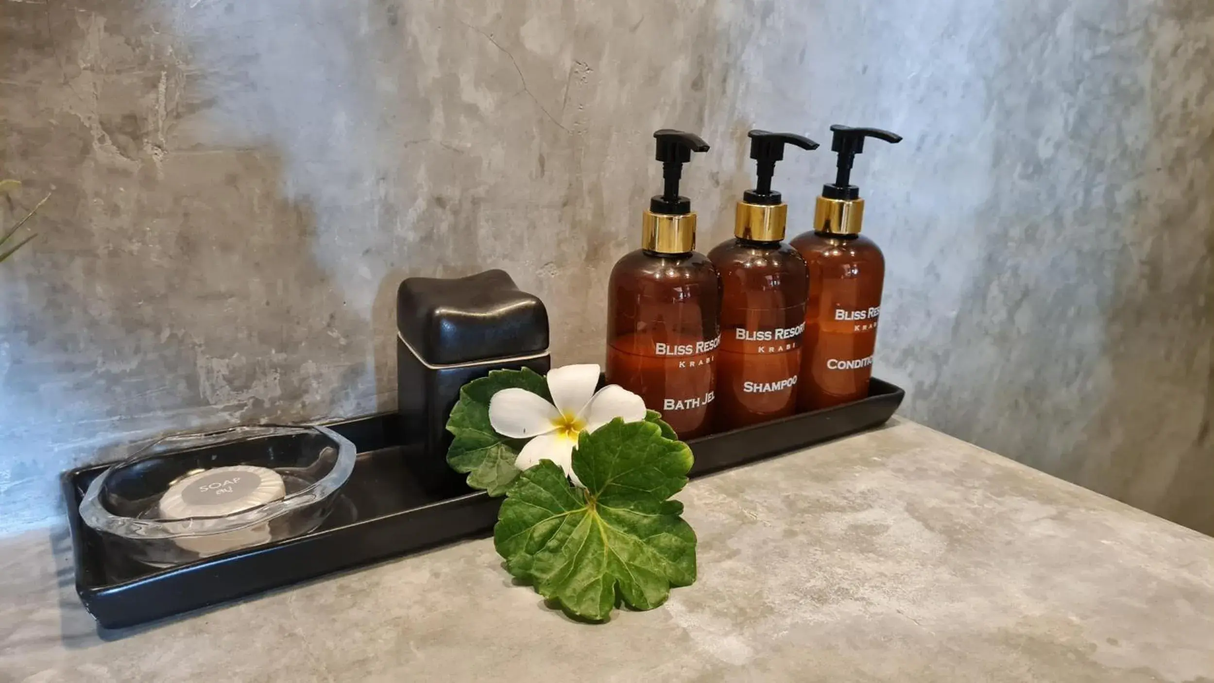 Deluxe Double Room with Beach Front in Bliss Resort Krabi Deluxe Double Room with Beach Front in Bliss Resort Krabi