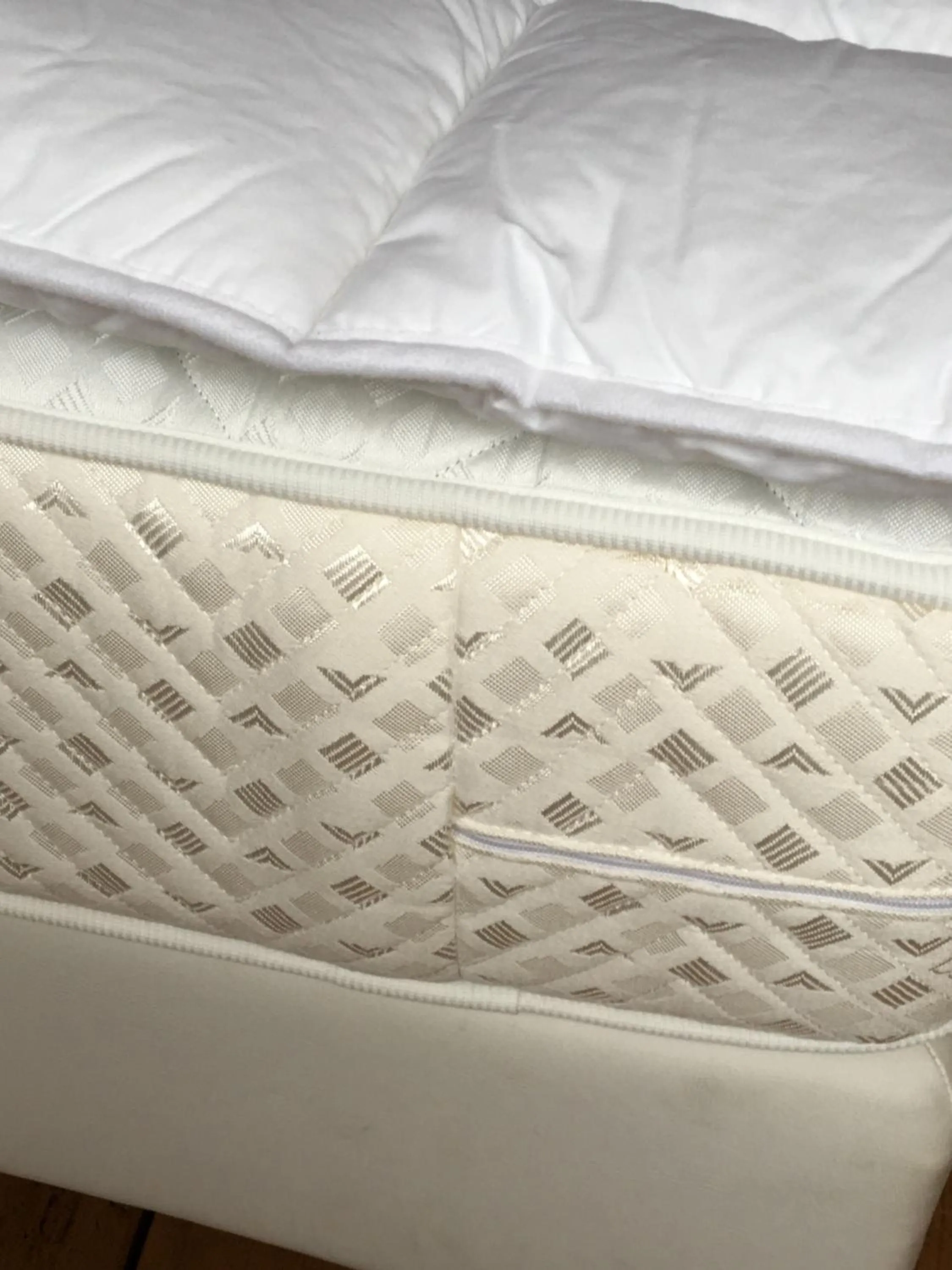 Bed in Gästehaus Alter Keller