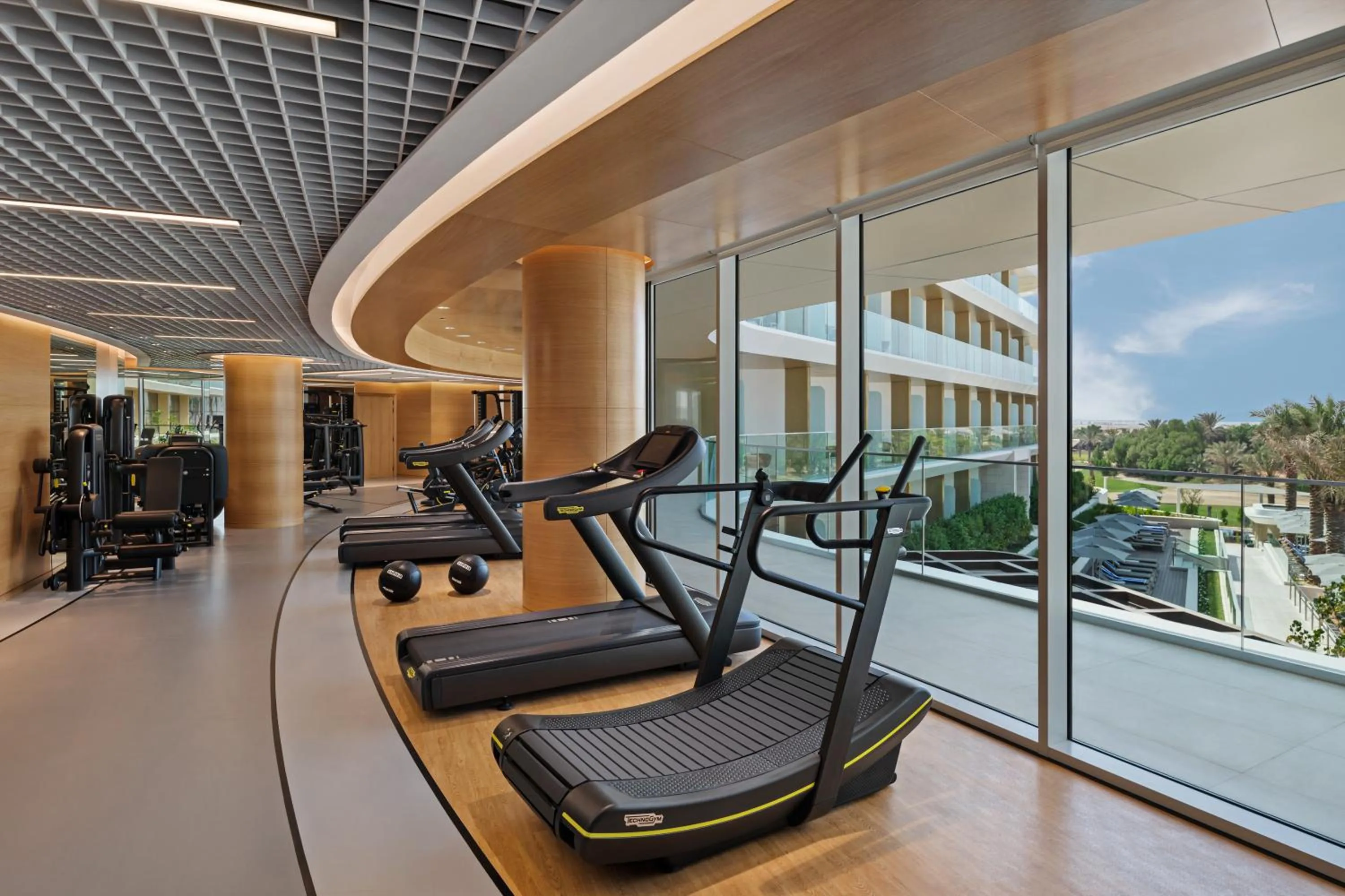 Fitness centre/facilities in JA Lake View Hotel, Dubai