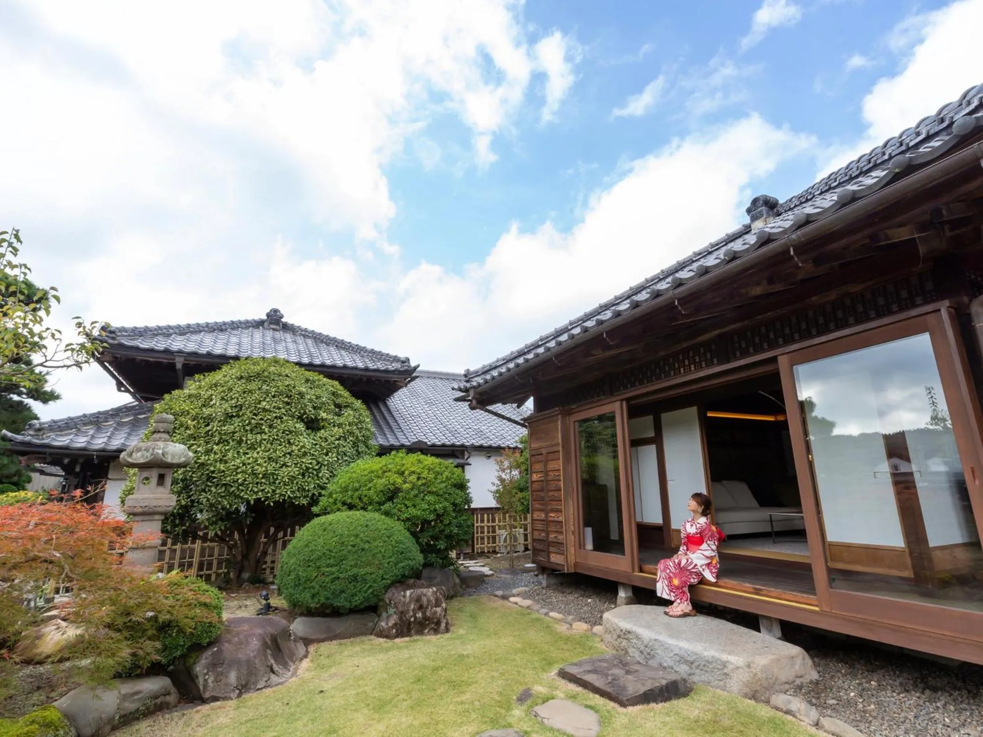 Property building in Iizukatei