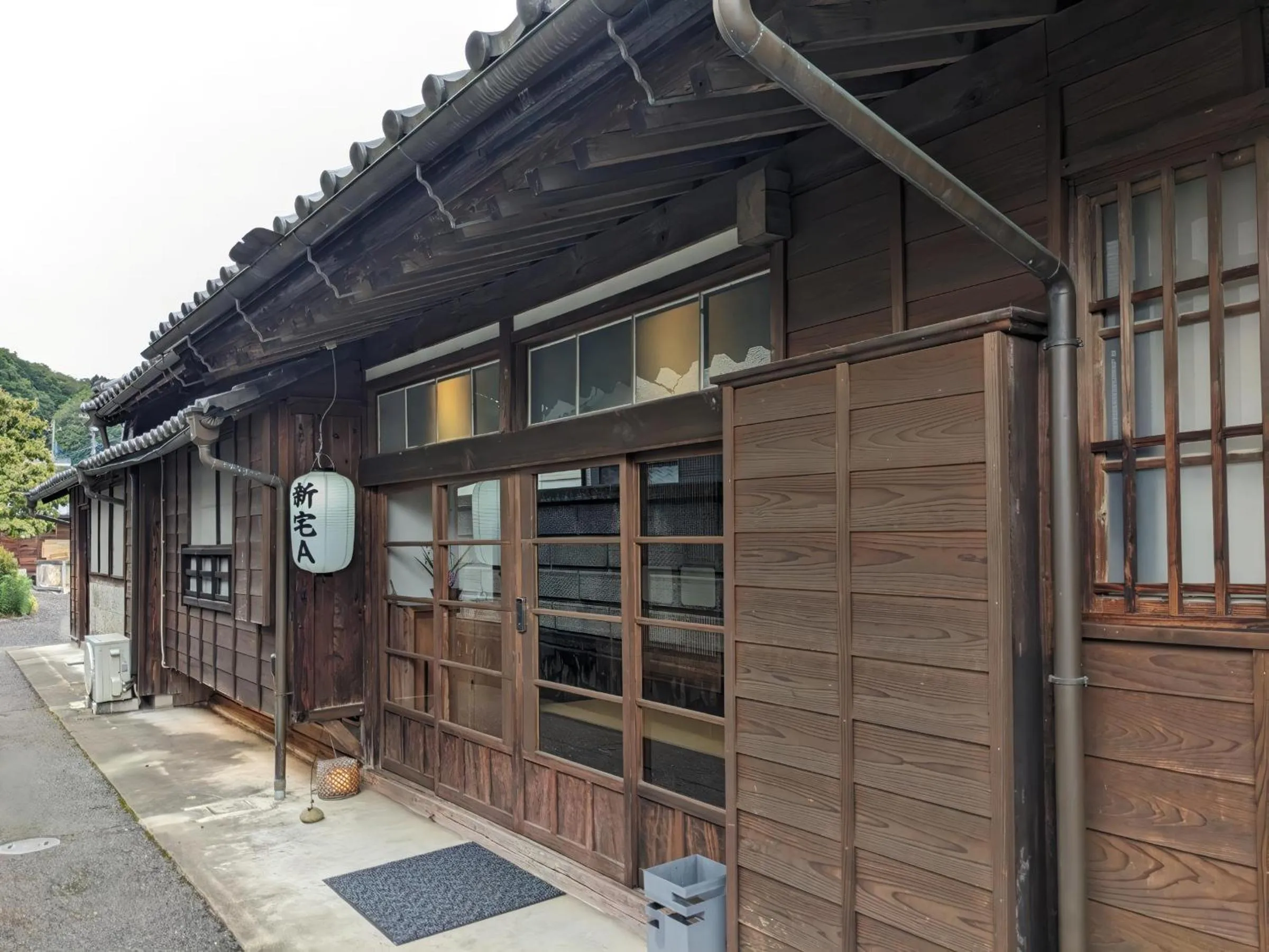 Property building in Iizukatei