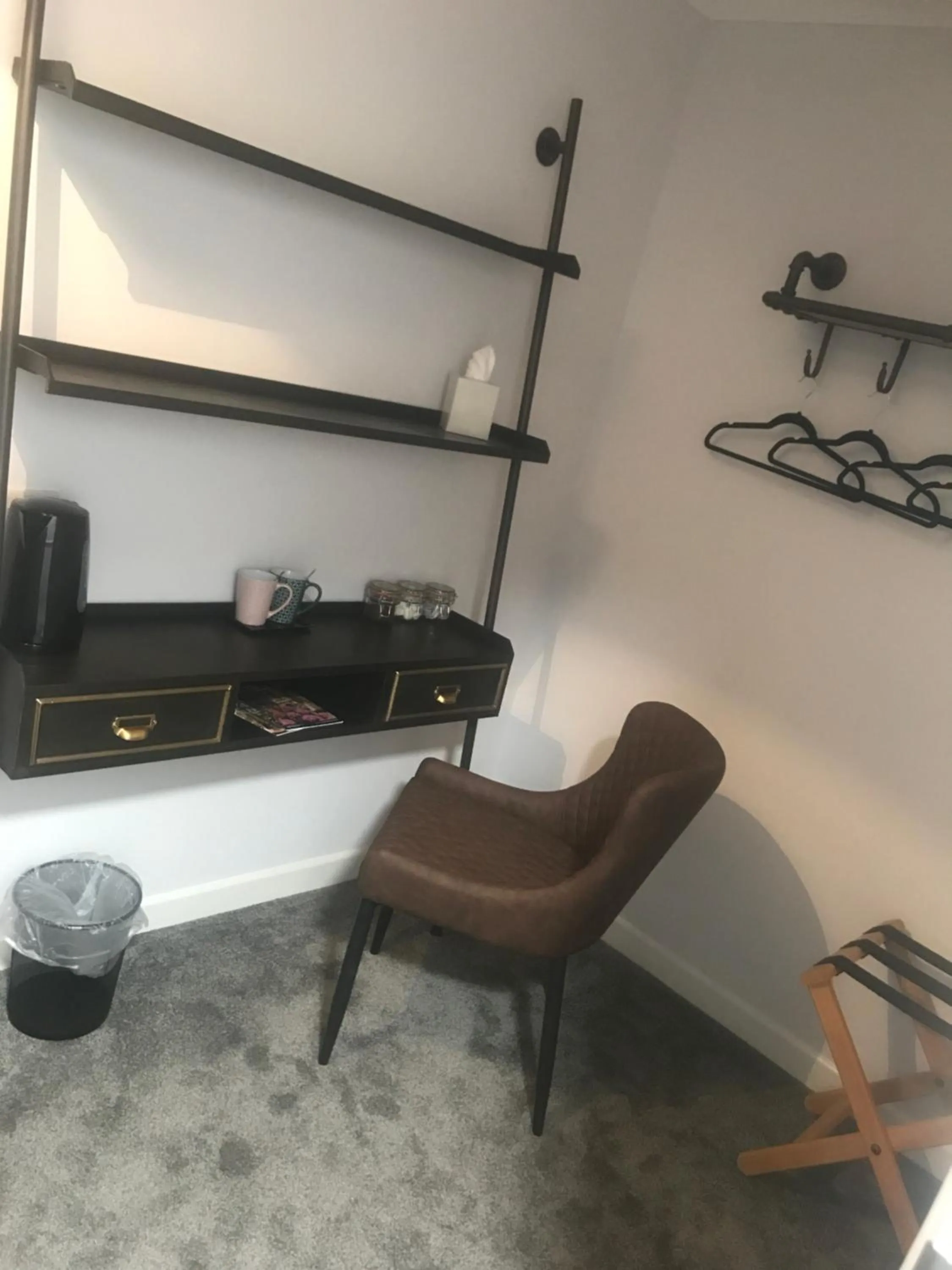 Coffee/tea facilities in The Reubens