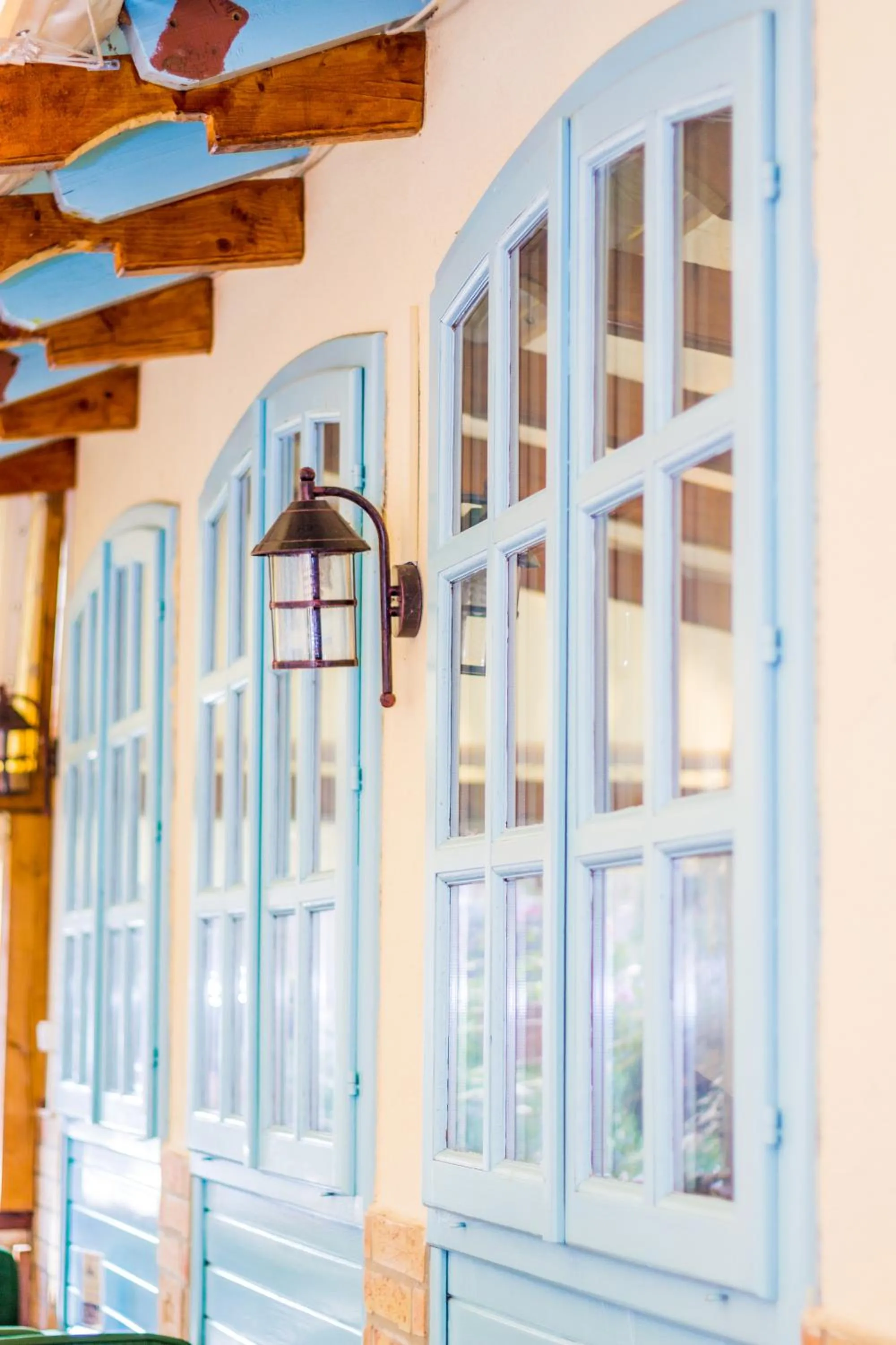 Property building in Ötösfogat Panzió