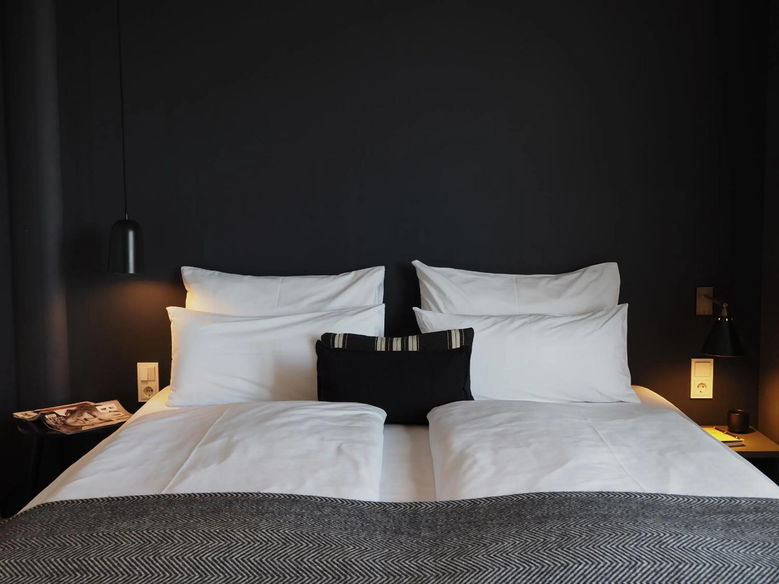 Photo of the whole room, Bed in Bold Hotel München Giesing