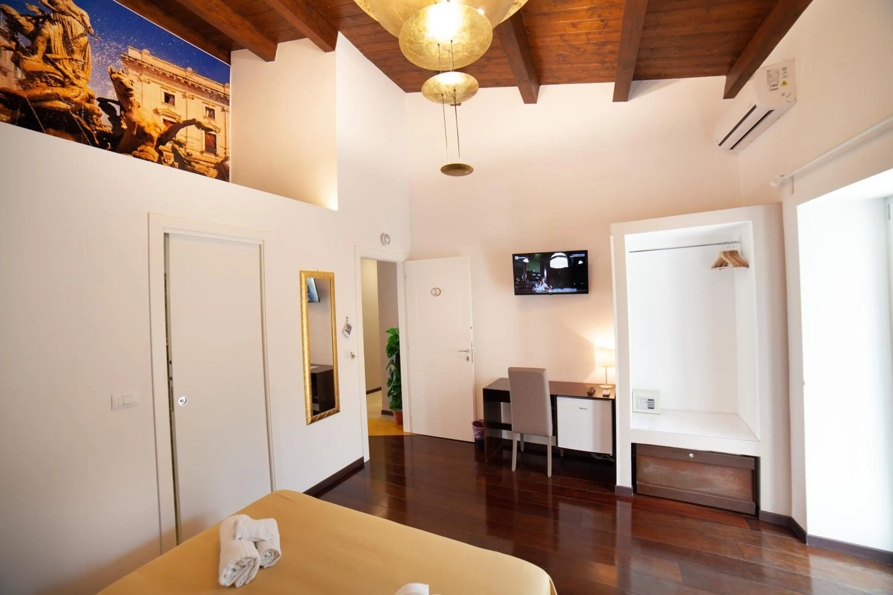 TV and multimedia in B&B Ninfeo Siracusa - Rooms & Breakfast