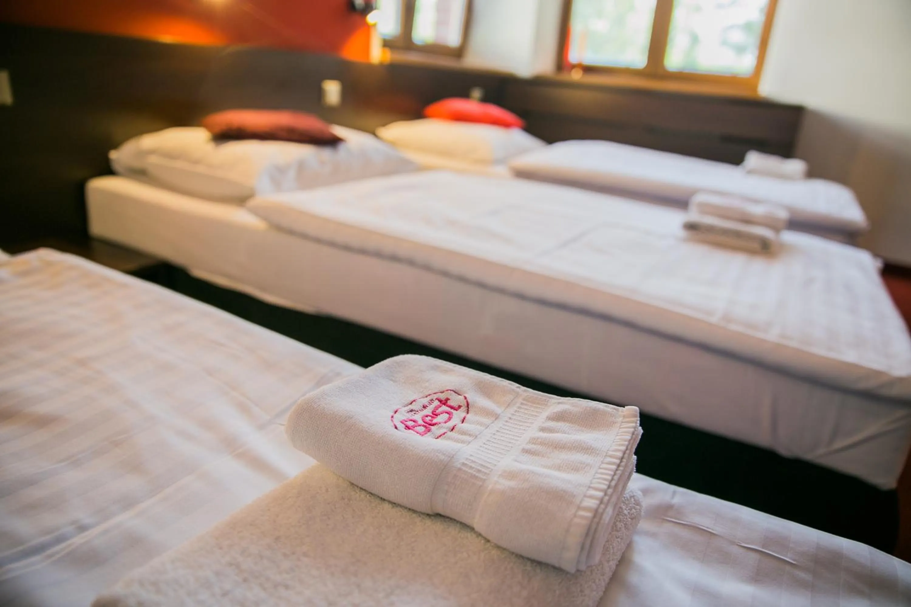 Bedroom, Bed in Hotel Best