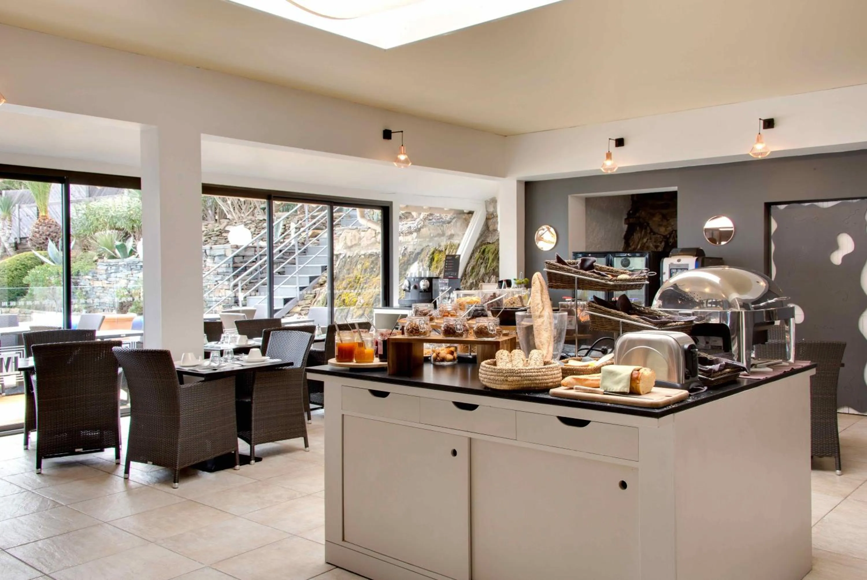 Area and facilities in Hôtel & Spa Les Mouettes