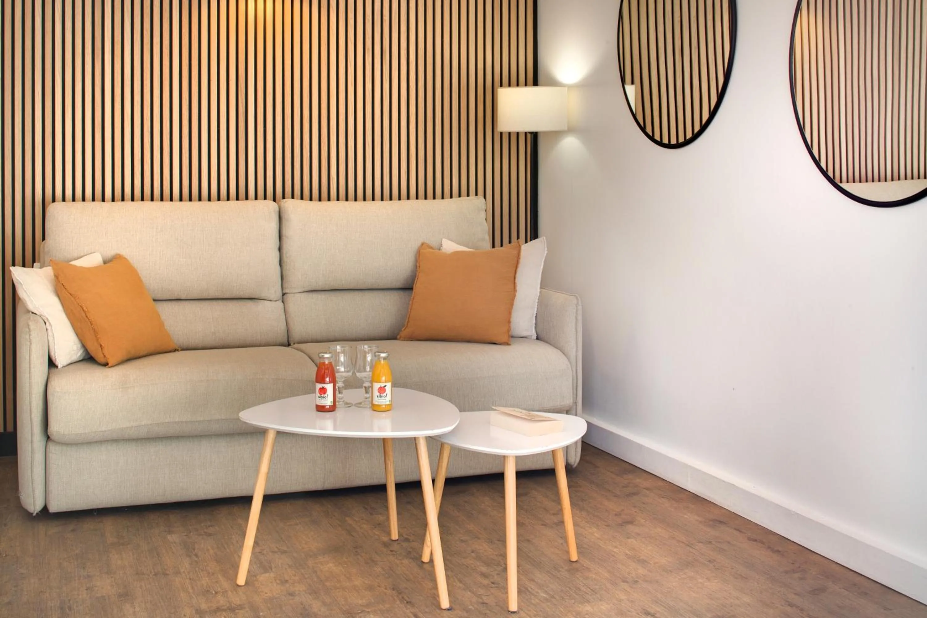 Living room in Hôtel & Spa Les Mouettes