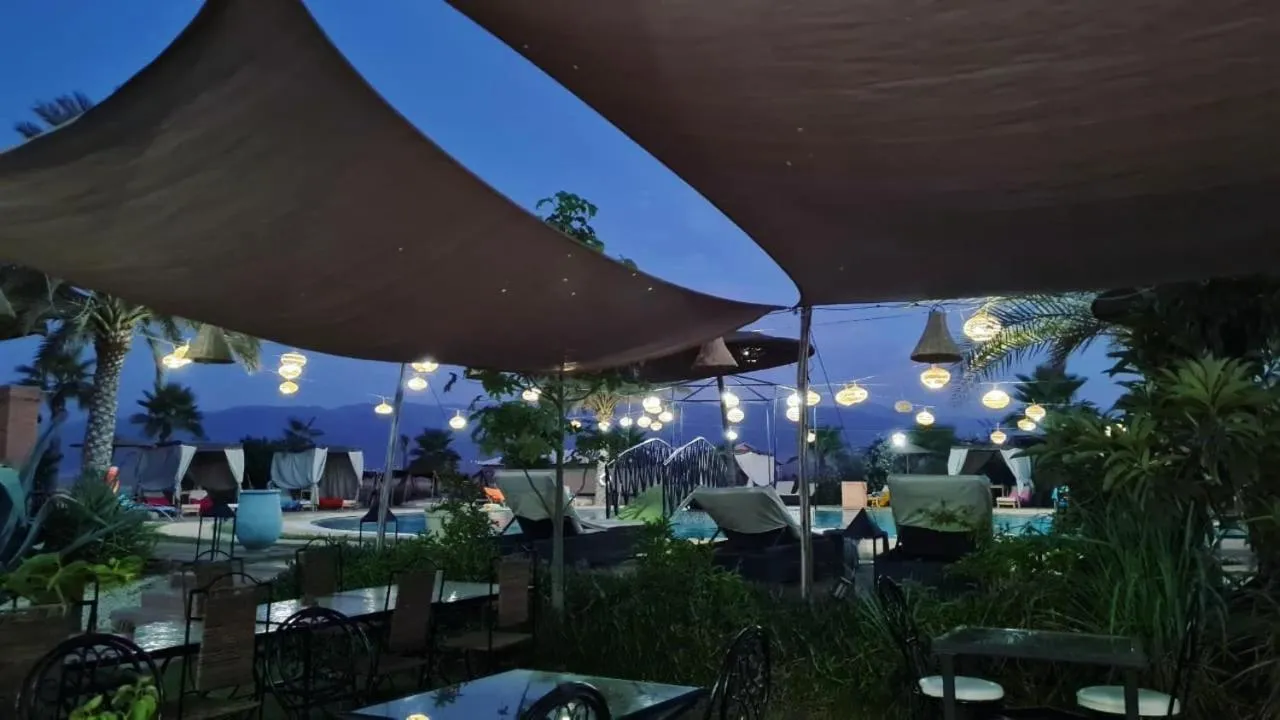 Restaurant/places to eat in Les Jardins d Amizmiz 6 piscines