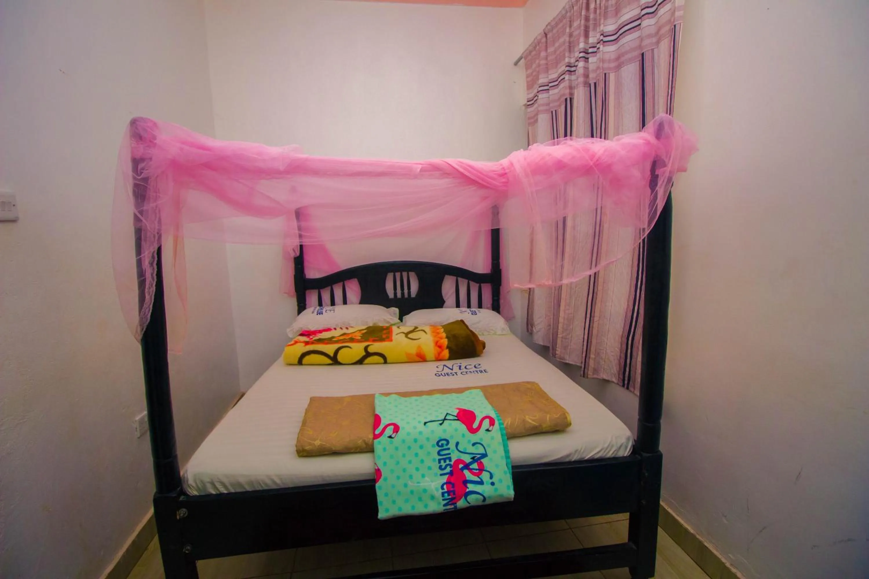 Bed in Nice Guest House