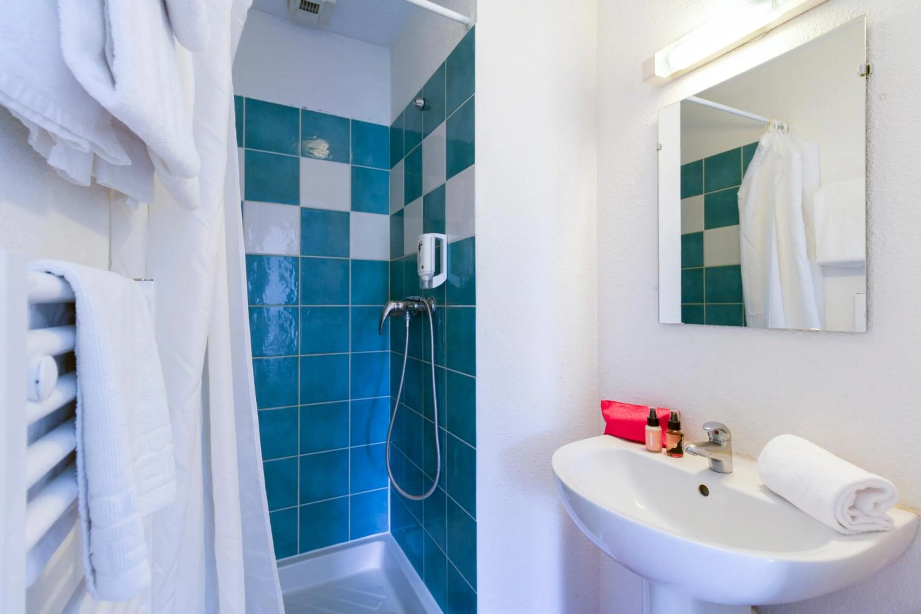 Shower in Garden & City Lyon - Marcy