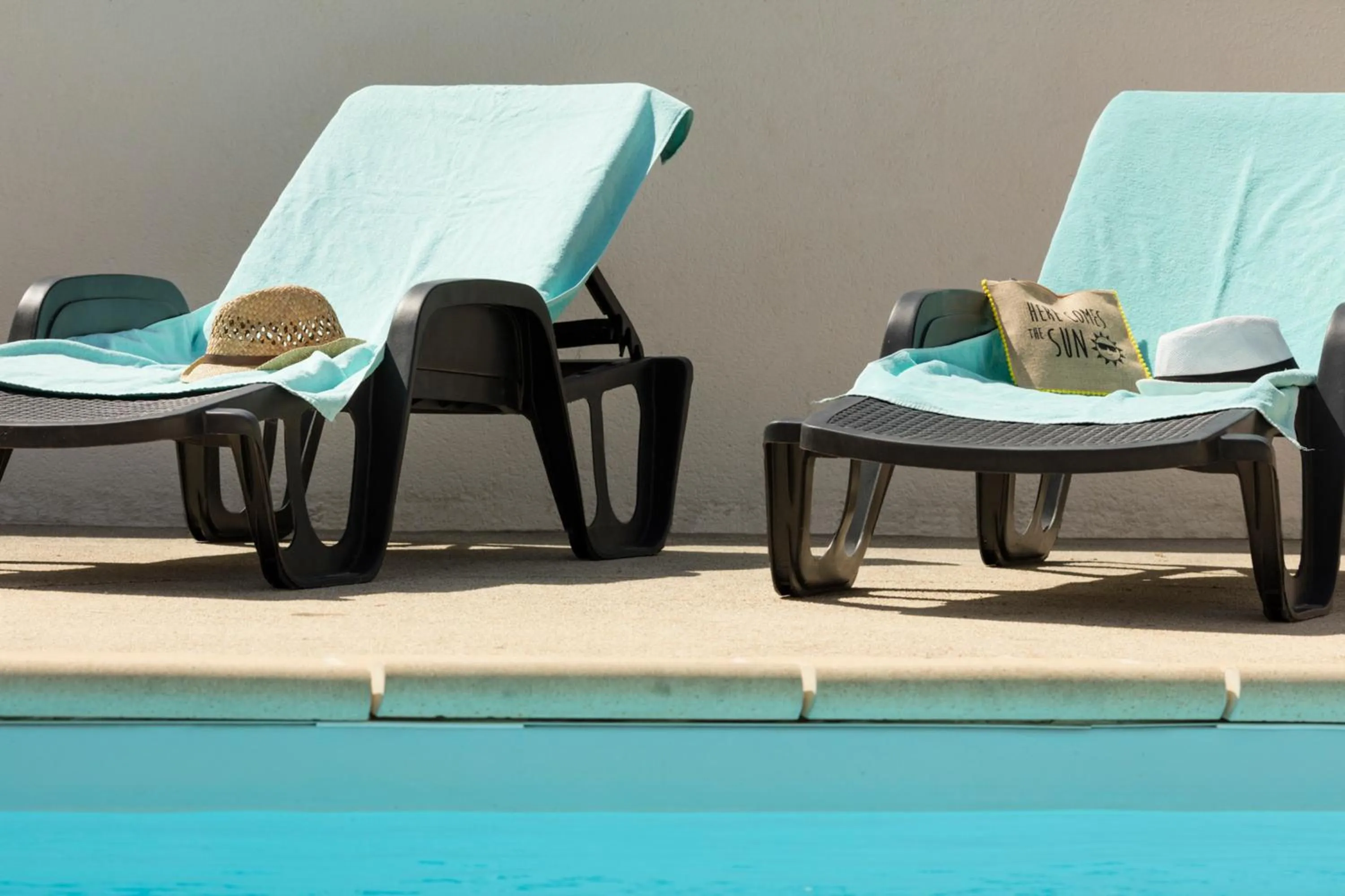 Swimming pool in Garden & City Lyon - Marcy