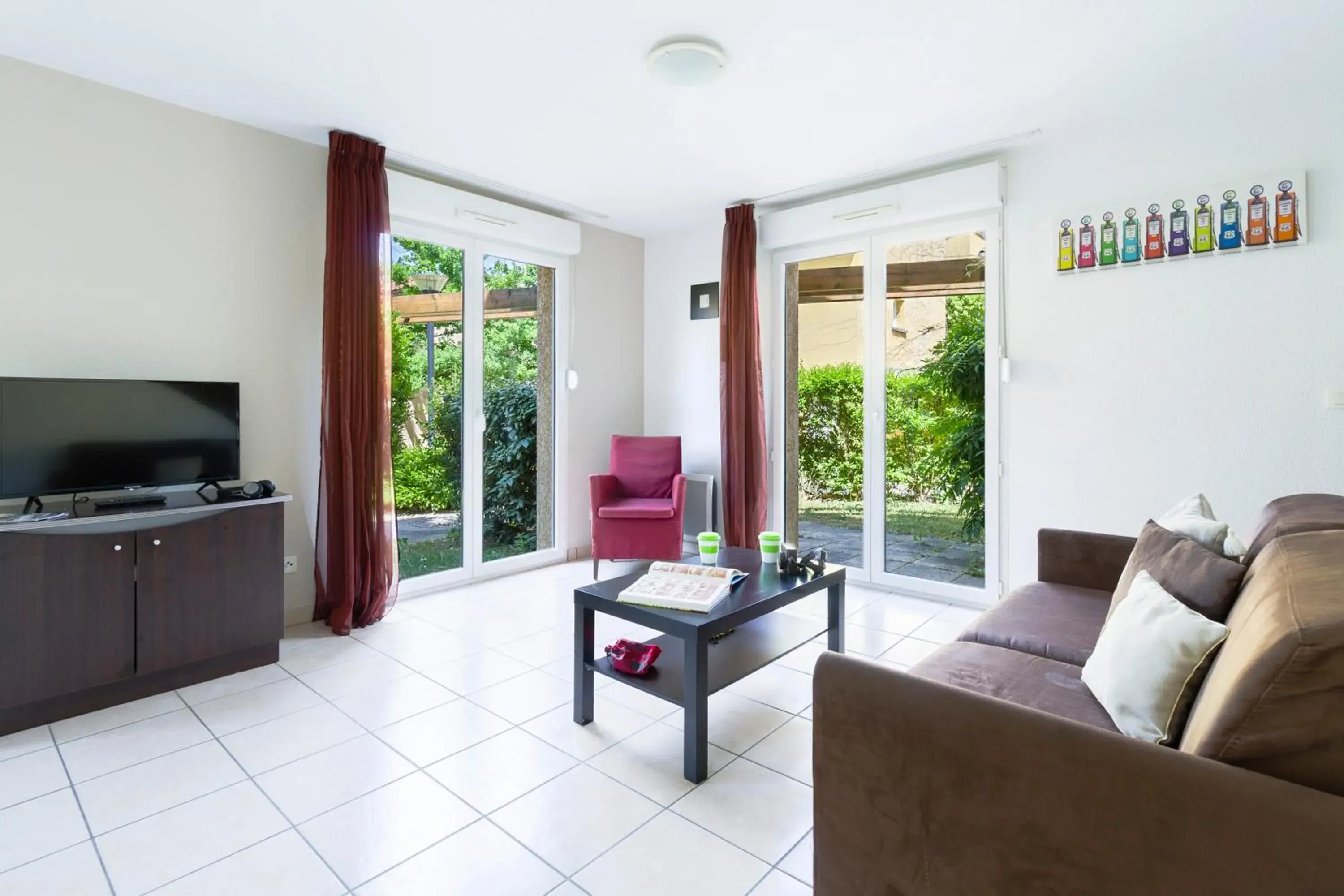 Two-Bedroom Apartment (6 Adults) in Garden & City Lyon - Marcy Two-Bedroom Apartment (6 Adults) in Garden & City Lyon - Marcy