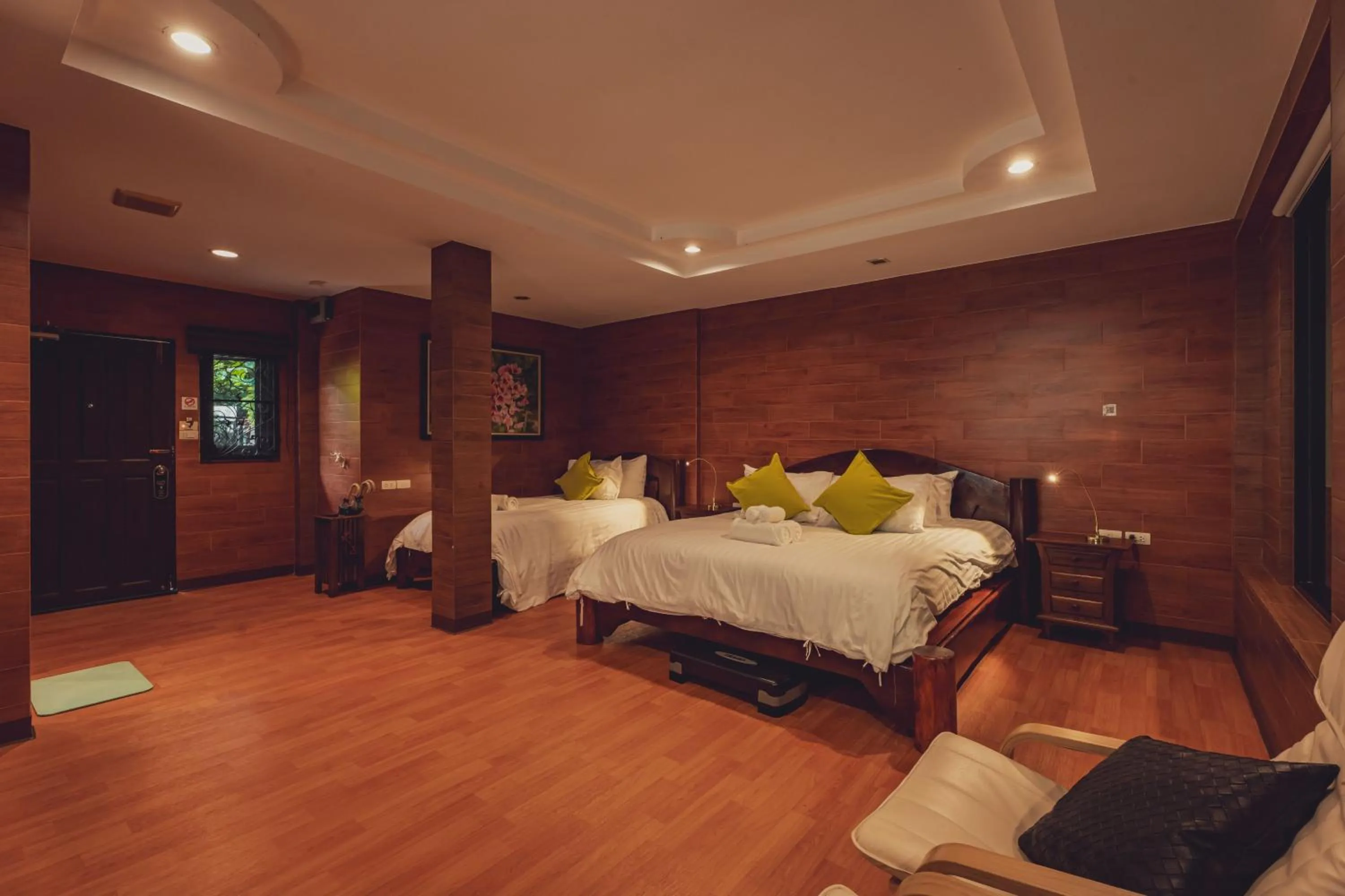 Bed in Namtok Sarika Resotel