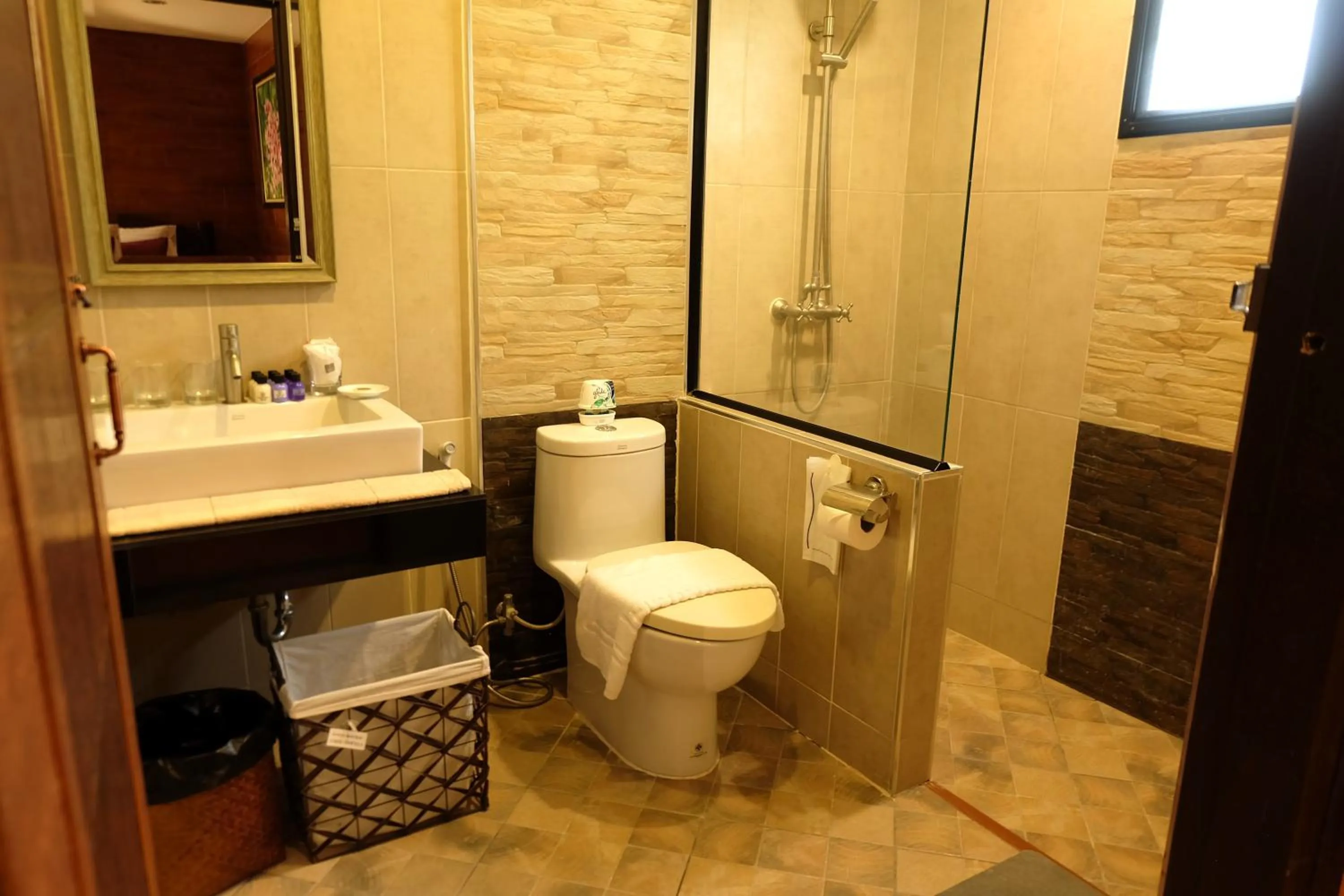 Namtok Sarika Resotel