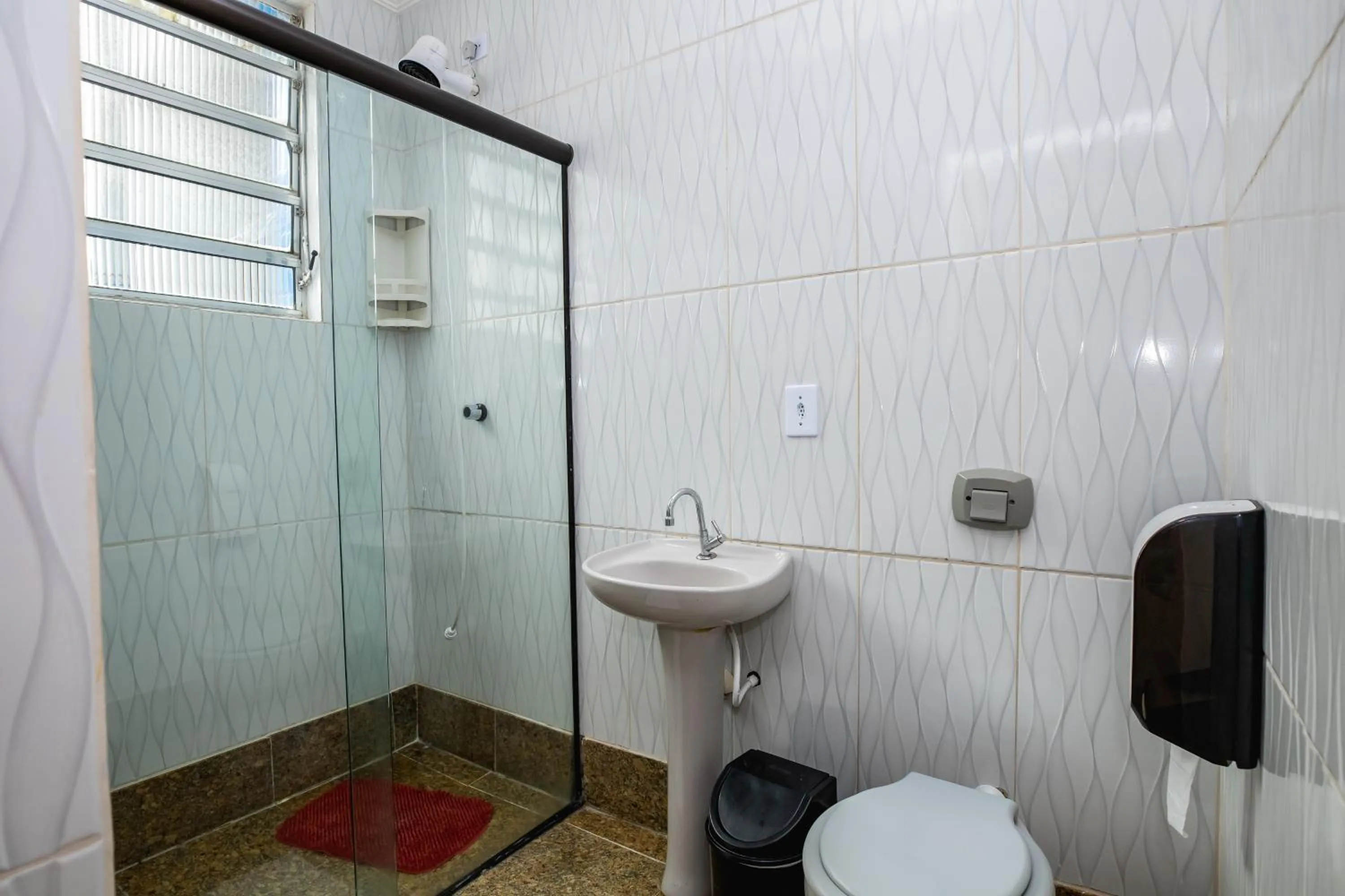 Bathroom in Hotel Venice Ubatuba