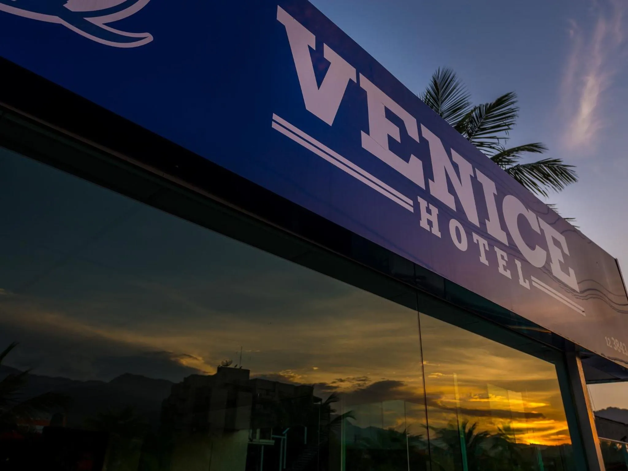 Facade/entrance in Hotel Venice Ubatuba