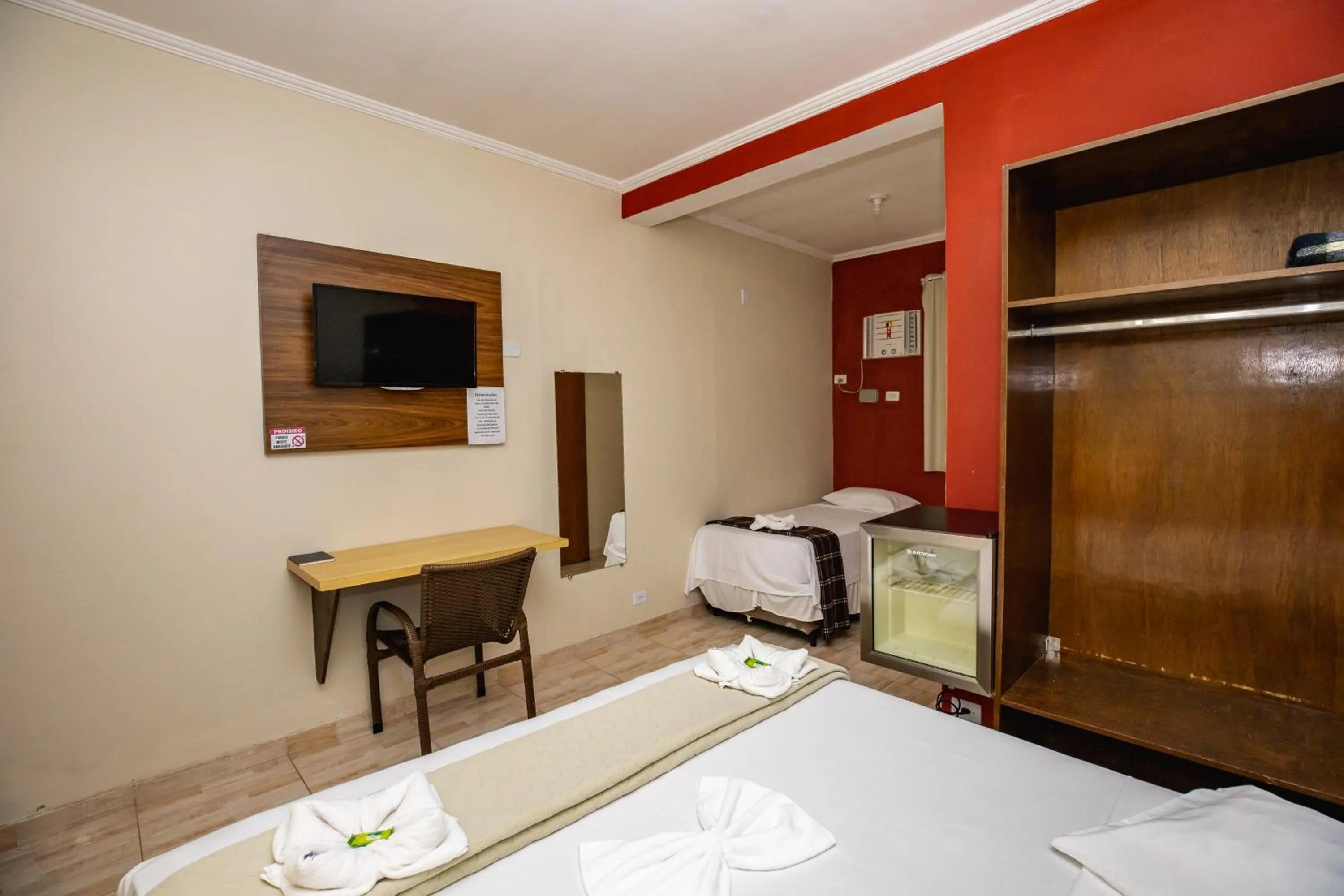 Bedroom, Bed in Hotel Venice Ubatuba