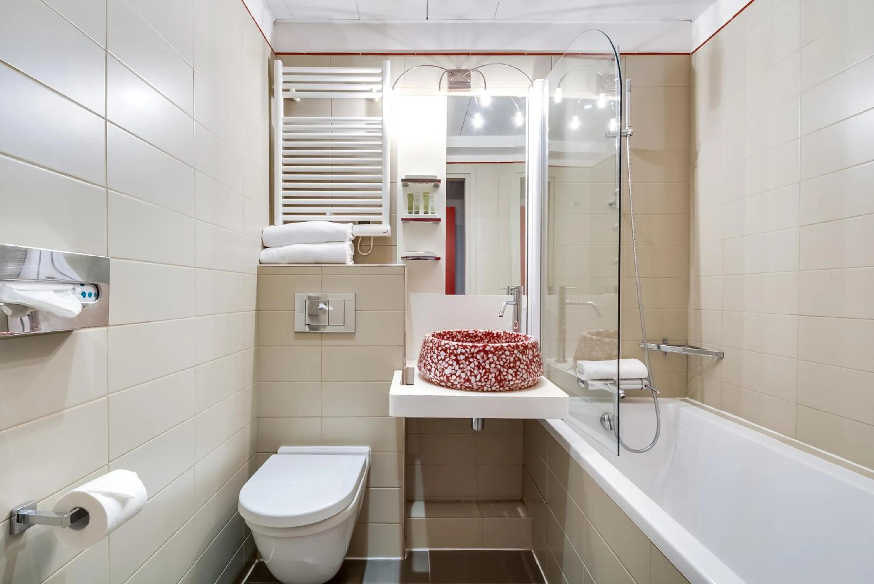 Bathroom in Pavillon Nation