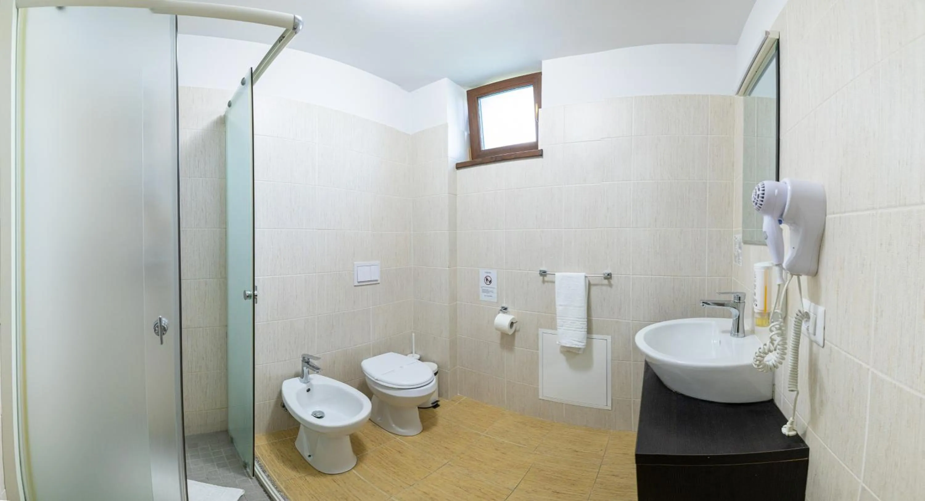 Armonia by Aristocratis