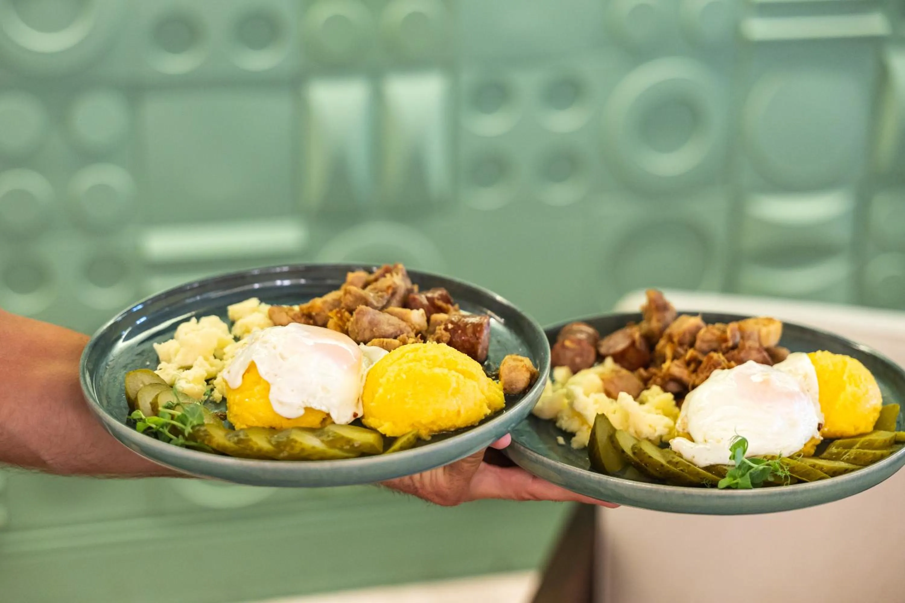 Armonia by Aristocratis