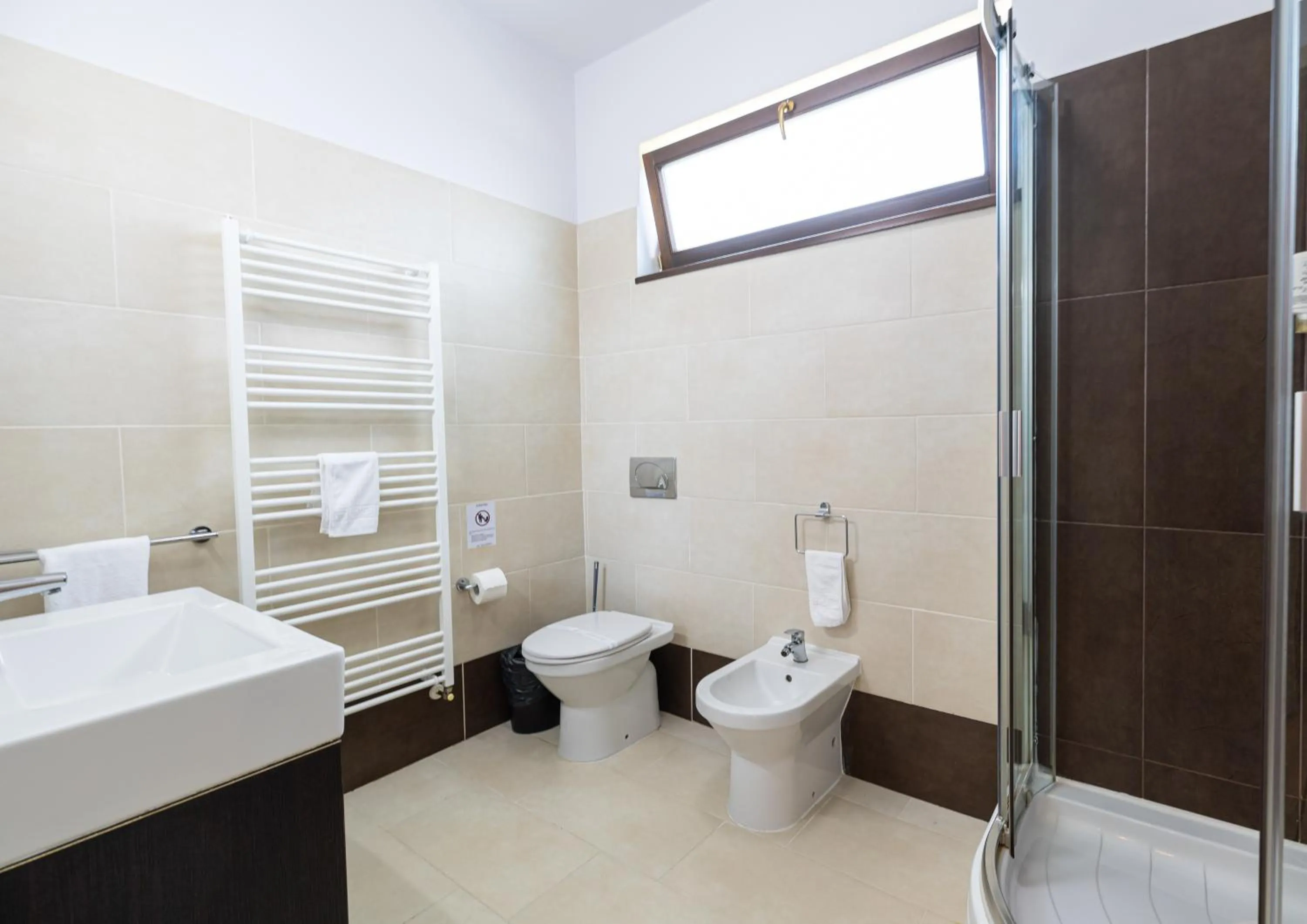 Armonia by Aristocratis