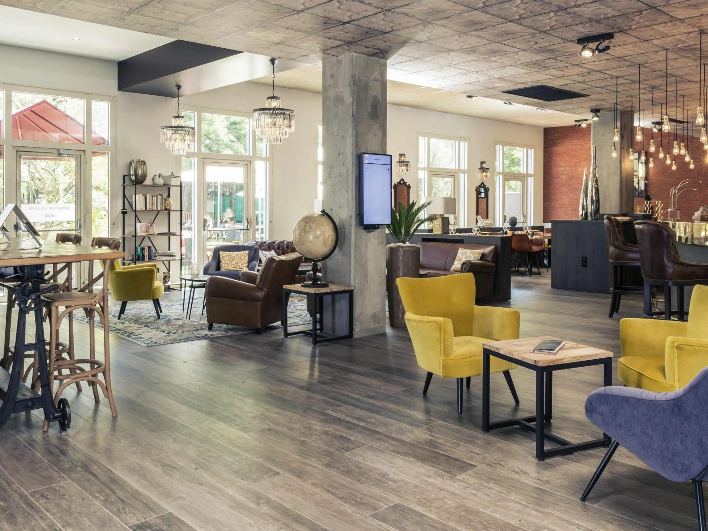 Property building in Mercure Paris Porte de Pantin