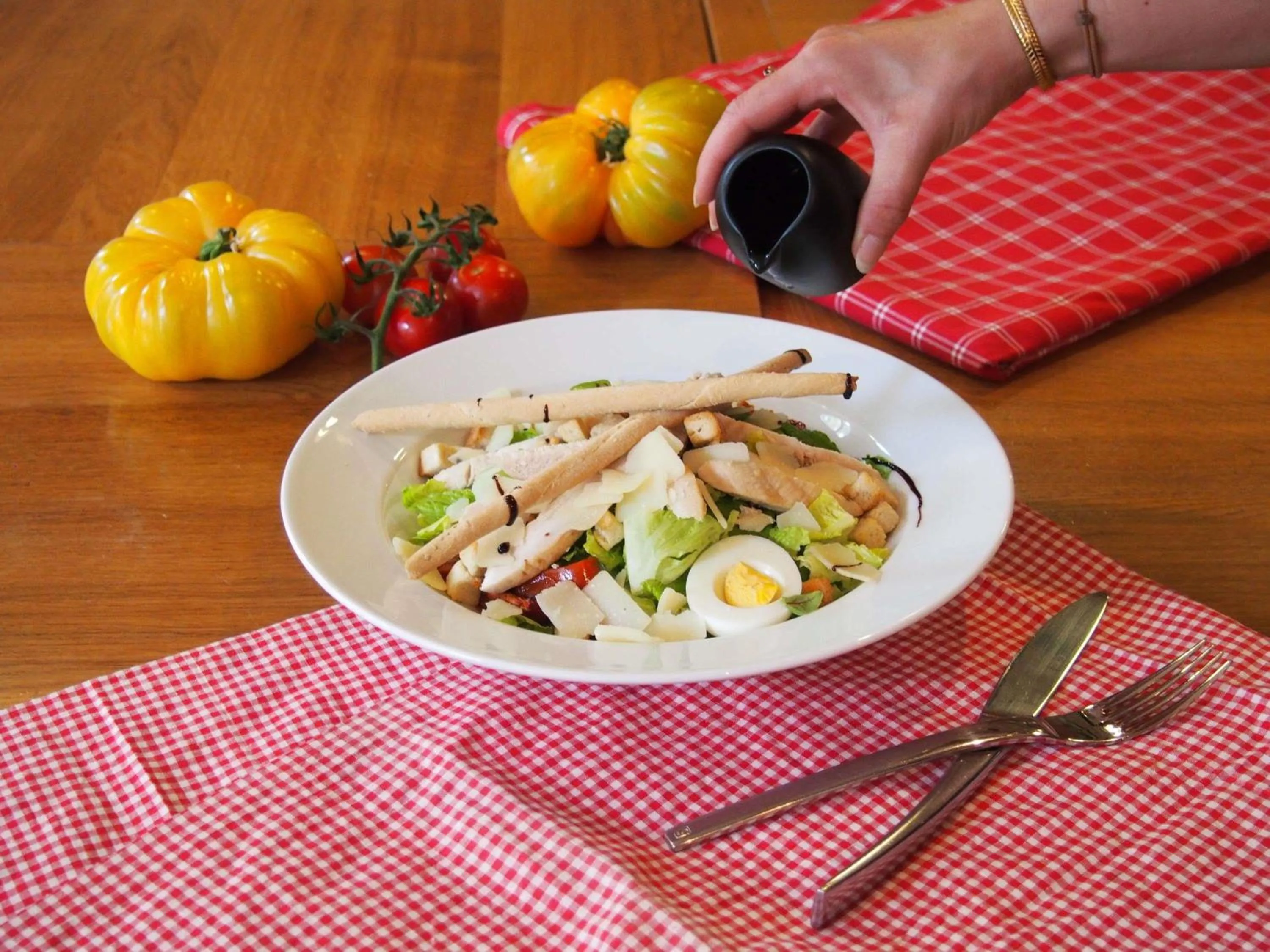 Restaurant/places to eat in Mercure Paris Porte de Pantin