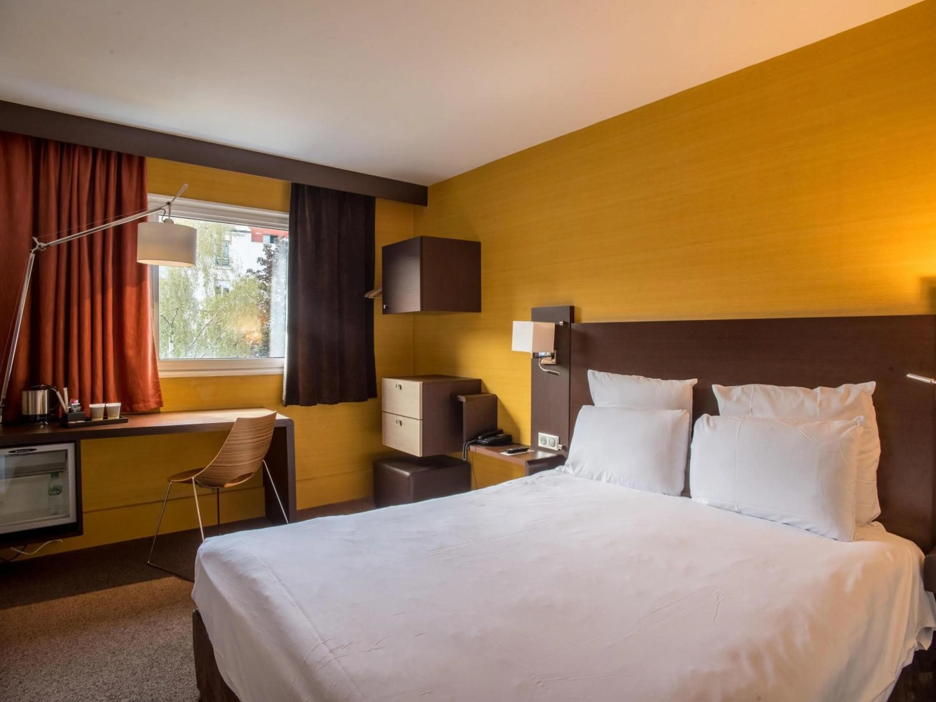 Bedroom, Bed in Mercure Paris Porte de Pantin