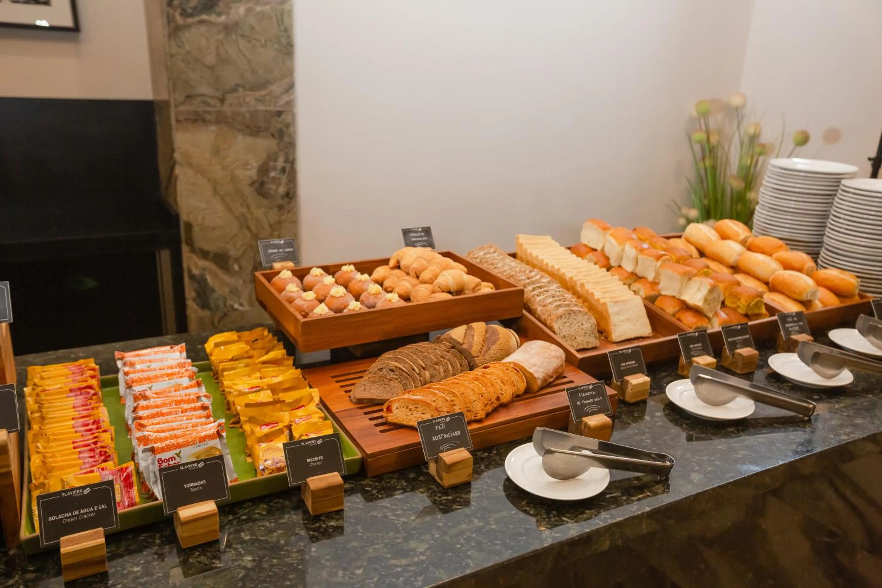 Breakfast in Slaviero Blumenau