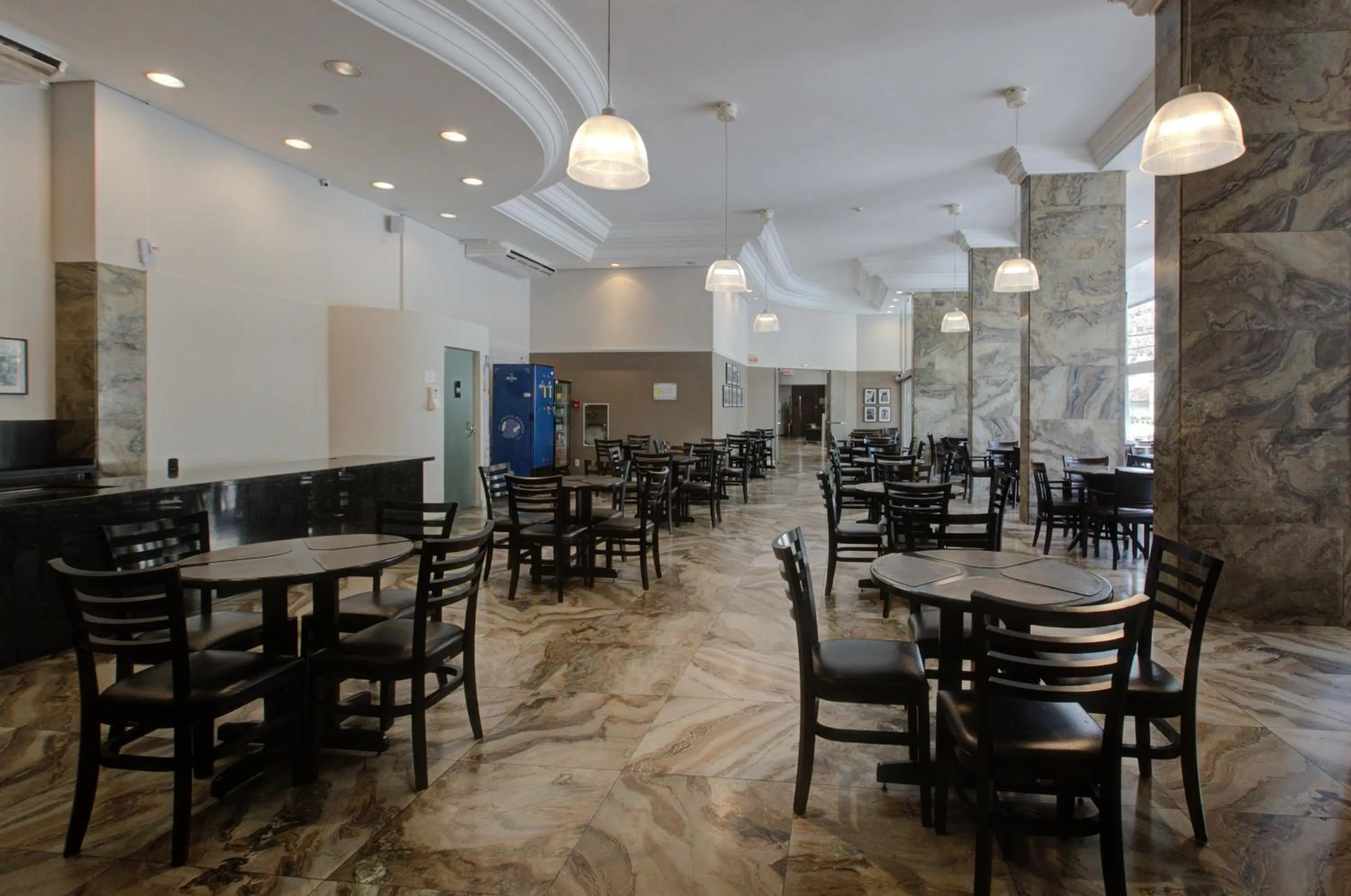 Restaurant/places to eat in Slaviero Blumenau