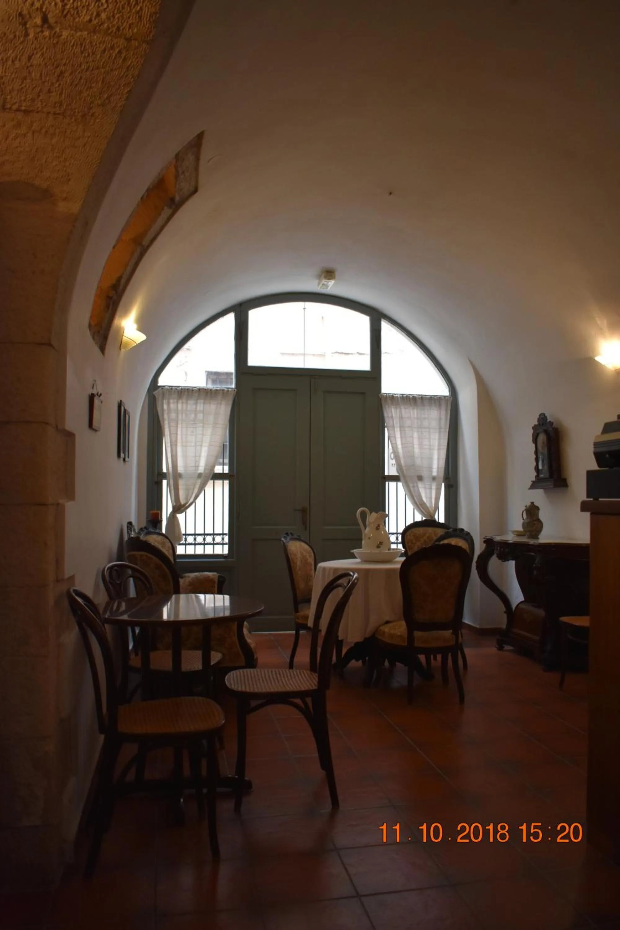 Coffee/tea facilities in Vecchio Hotel