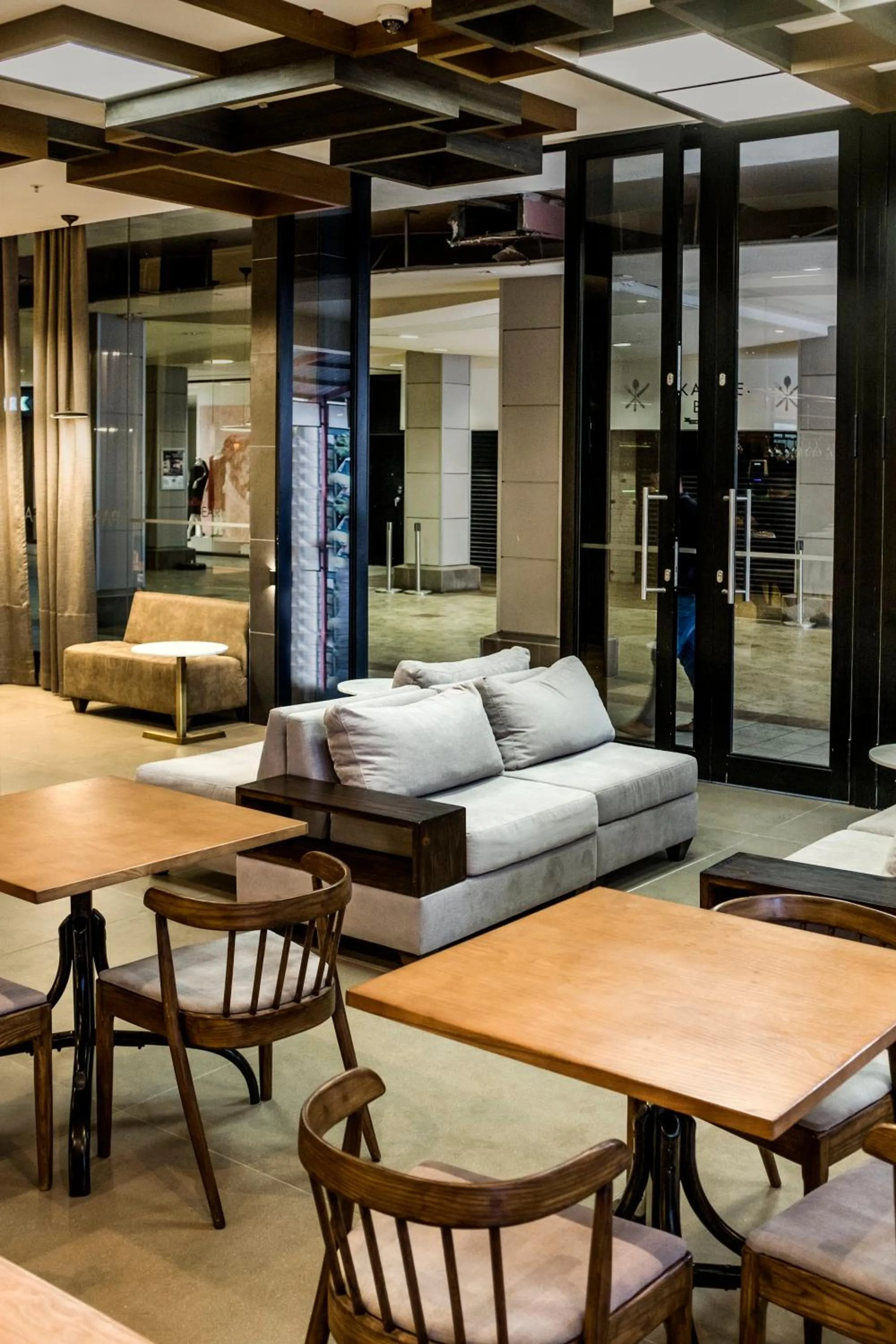 Restaurant/places to eat in Avani Windhoek Hotel & Casino