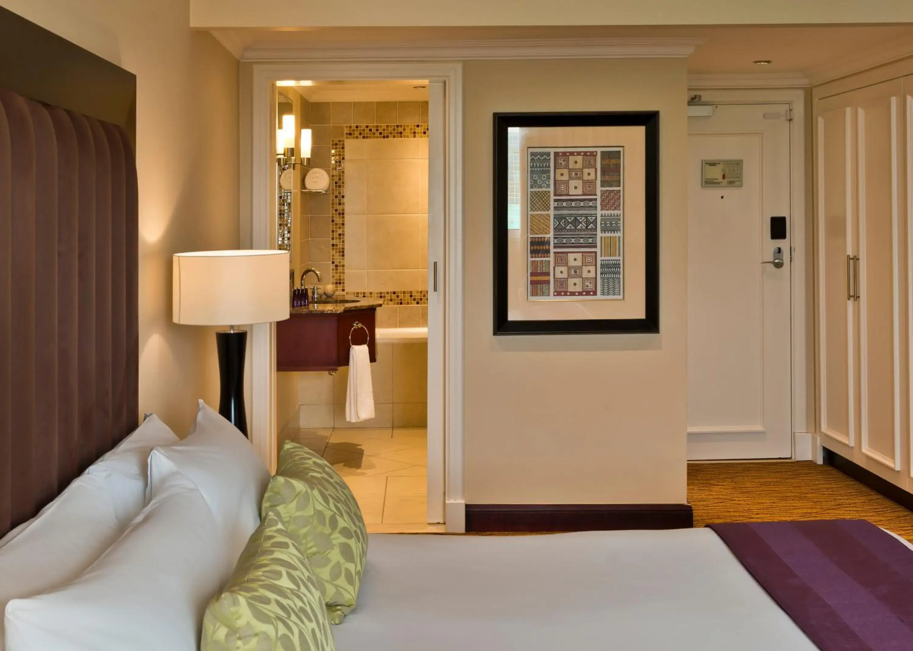 AVANI Mountain View room - single occupancy in Avani Windhoek Hotel & Casino AVANI Mountain View room - single occupancy in Avani Windhoek Hotel & Casino