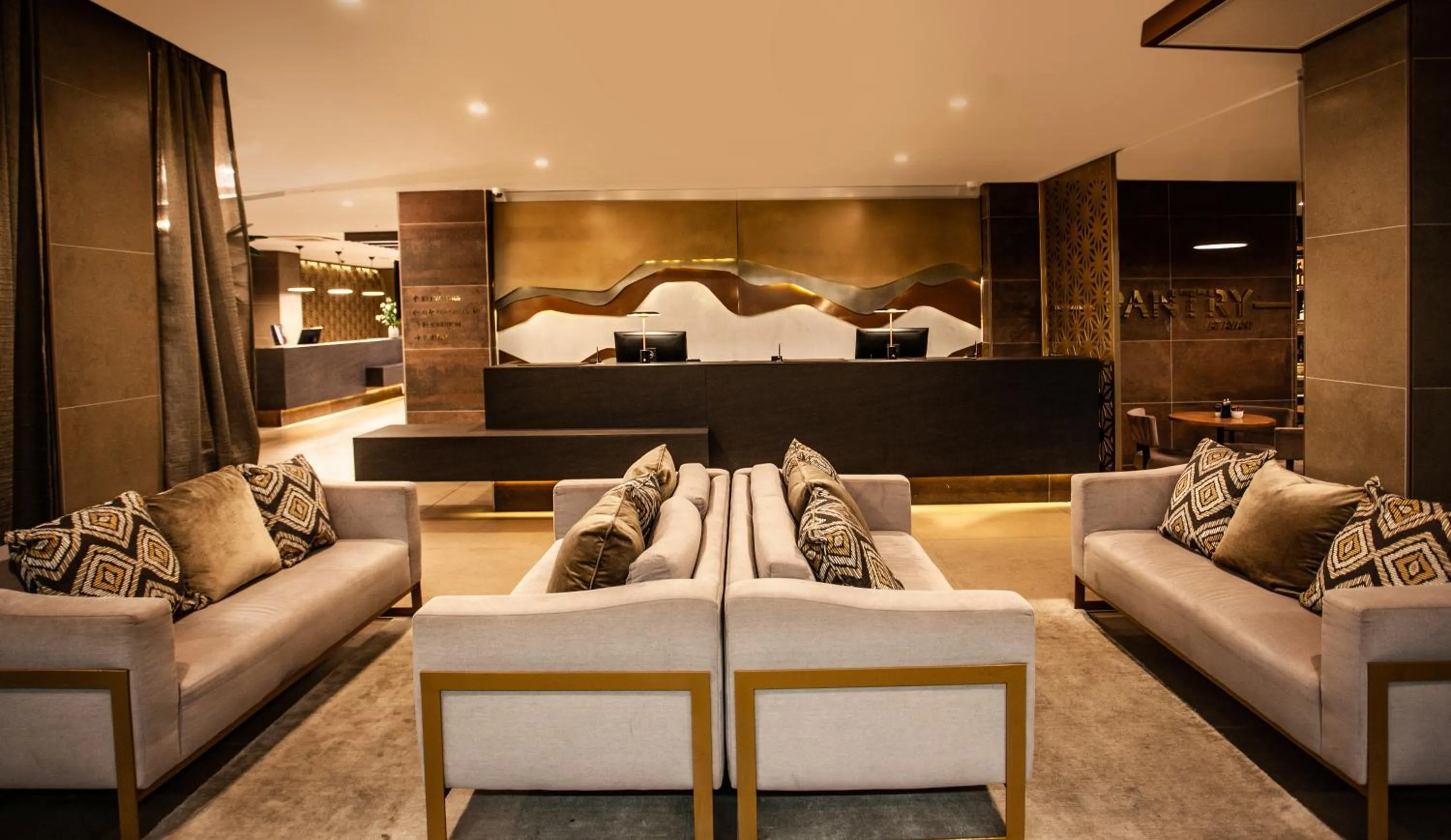 Lobby or reception, Bed in Avani Windhoek Hotel & Casino