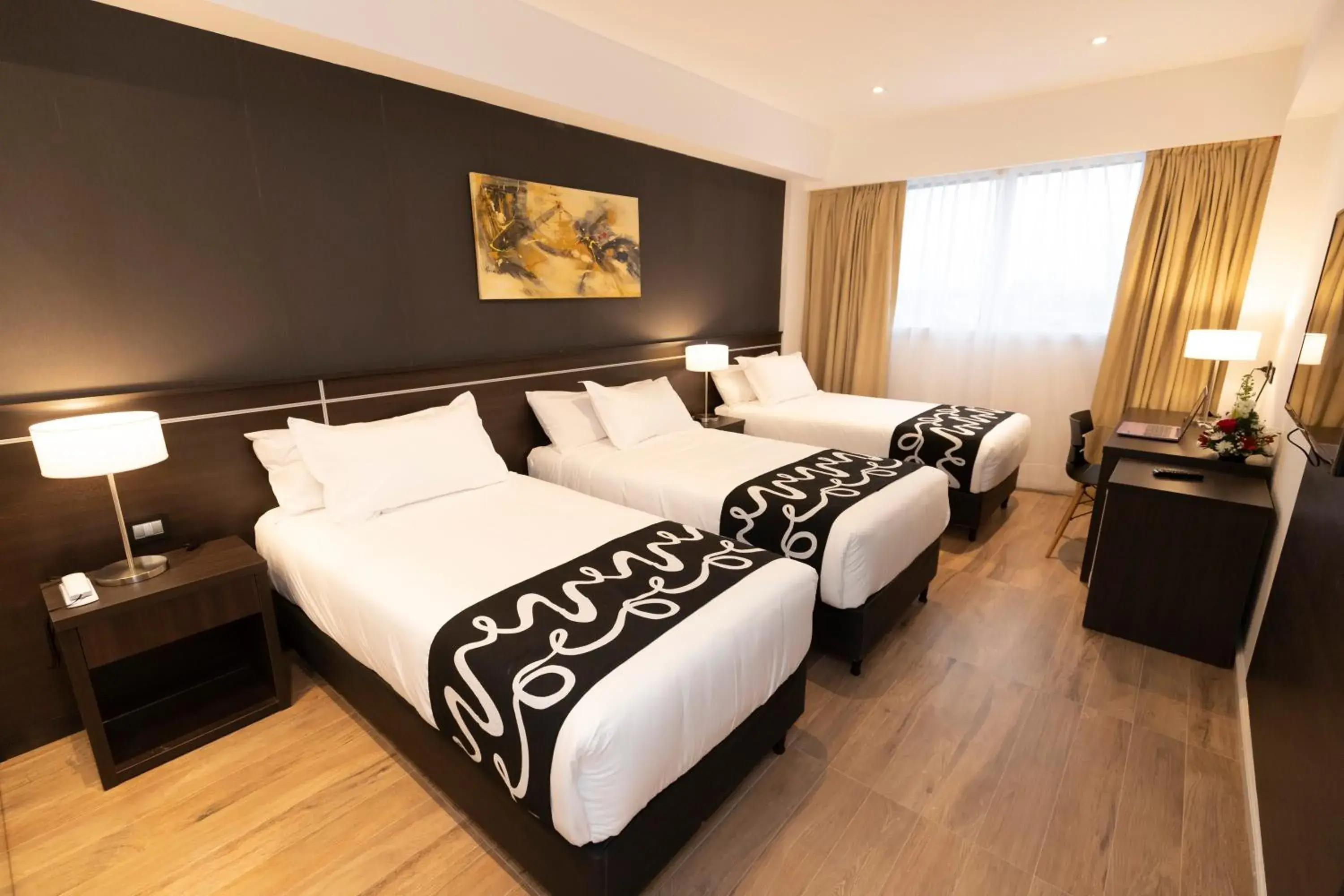 Superior Triple Room in Amerian Rafaela Hotel Superior Triple Room in Amerian Rafaela Hotel