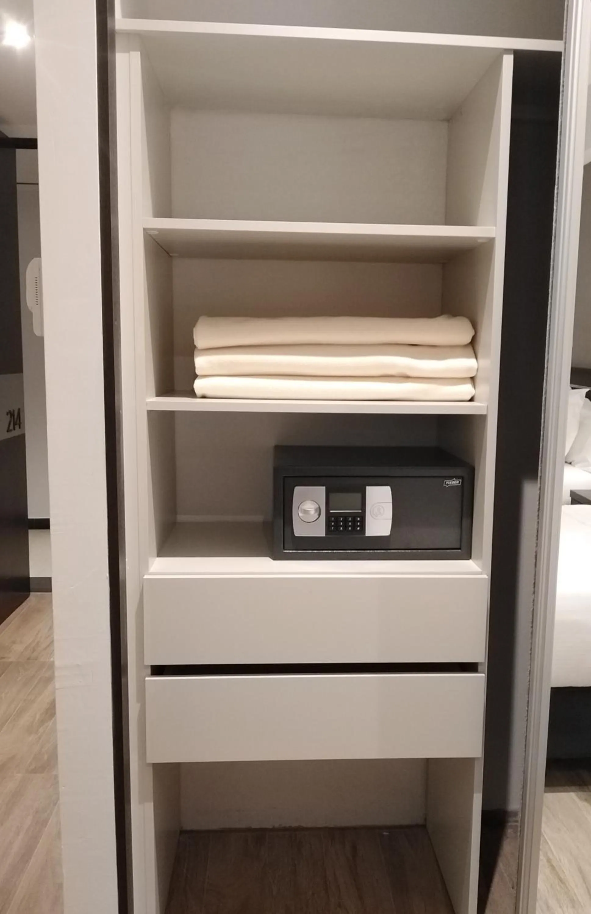 Bedroom in Amerian Rafaela Hotel